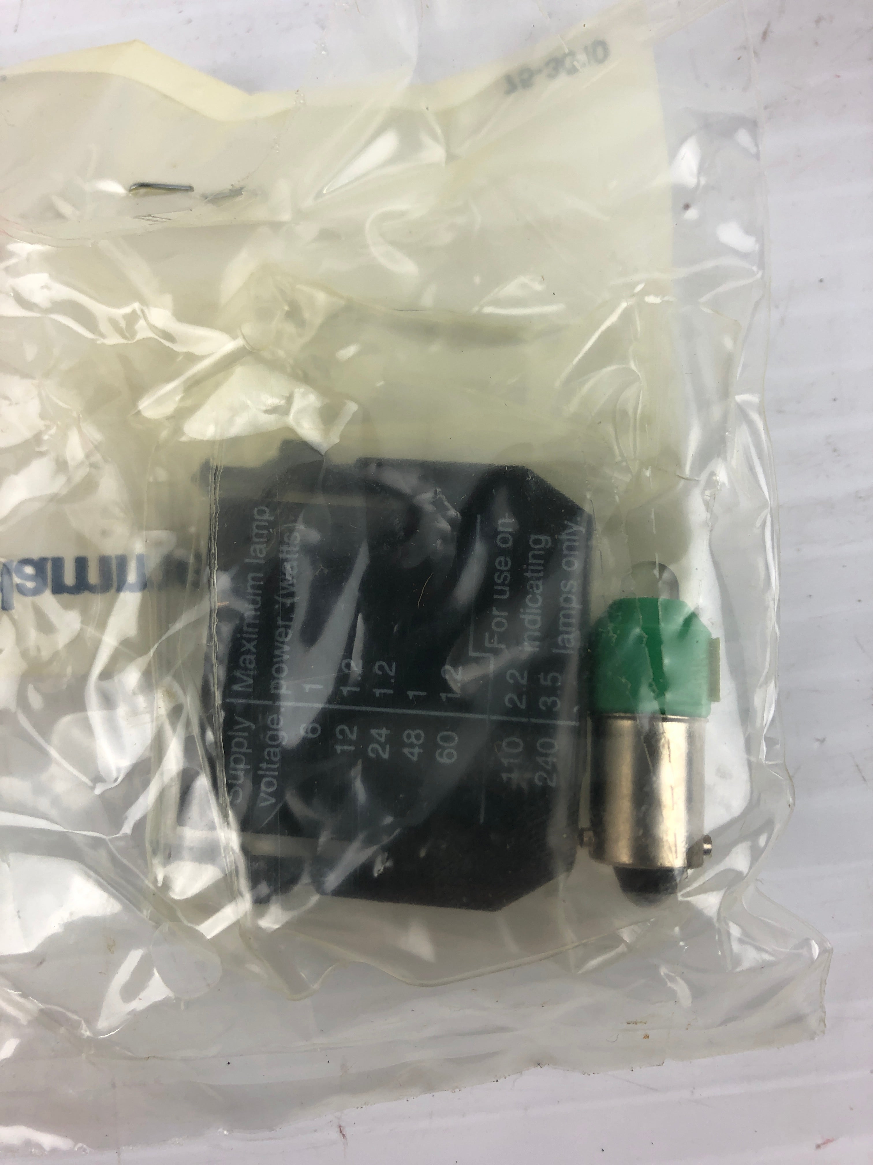 Cutler-Hammer E22DL24G Light Unit - Box of 1