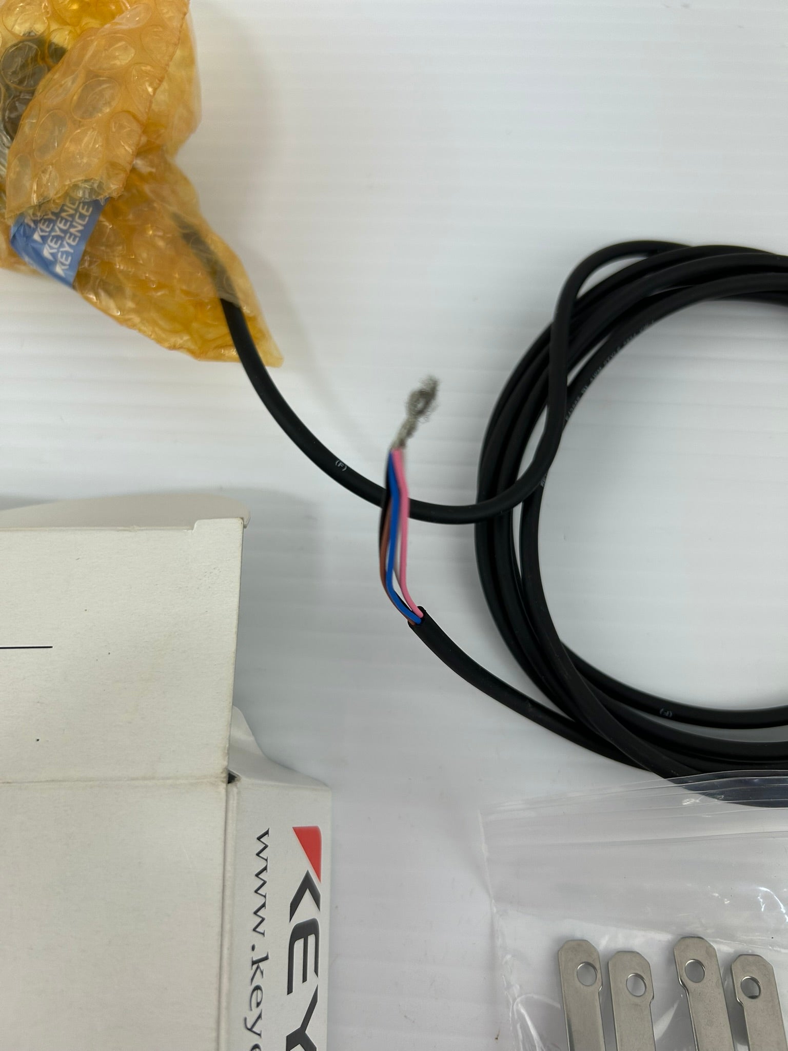 Keyence AP-40P Pressure Sensor