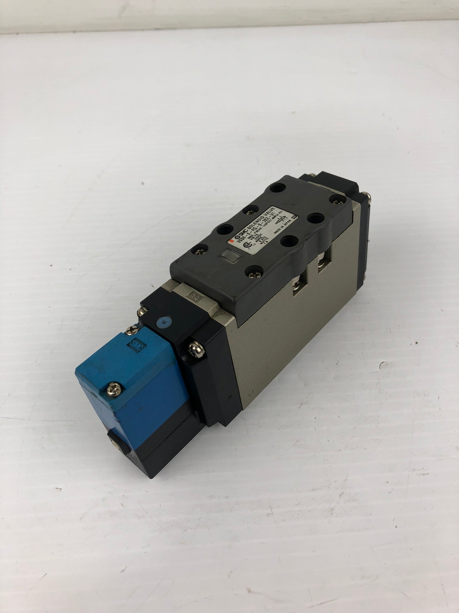 SMC VSS8-6-FG-S-3EZ-V1 Solenoid Valve