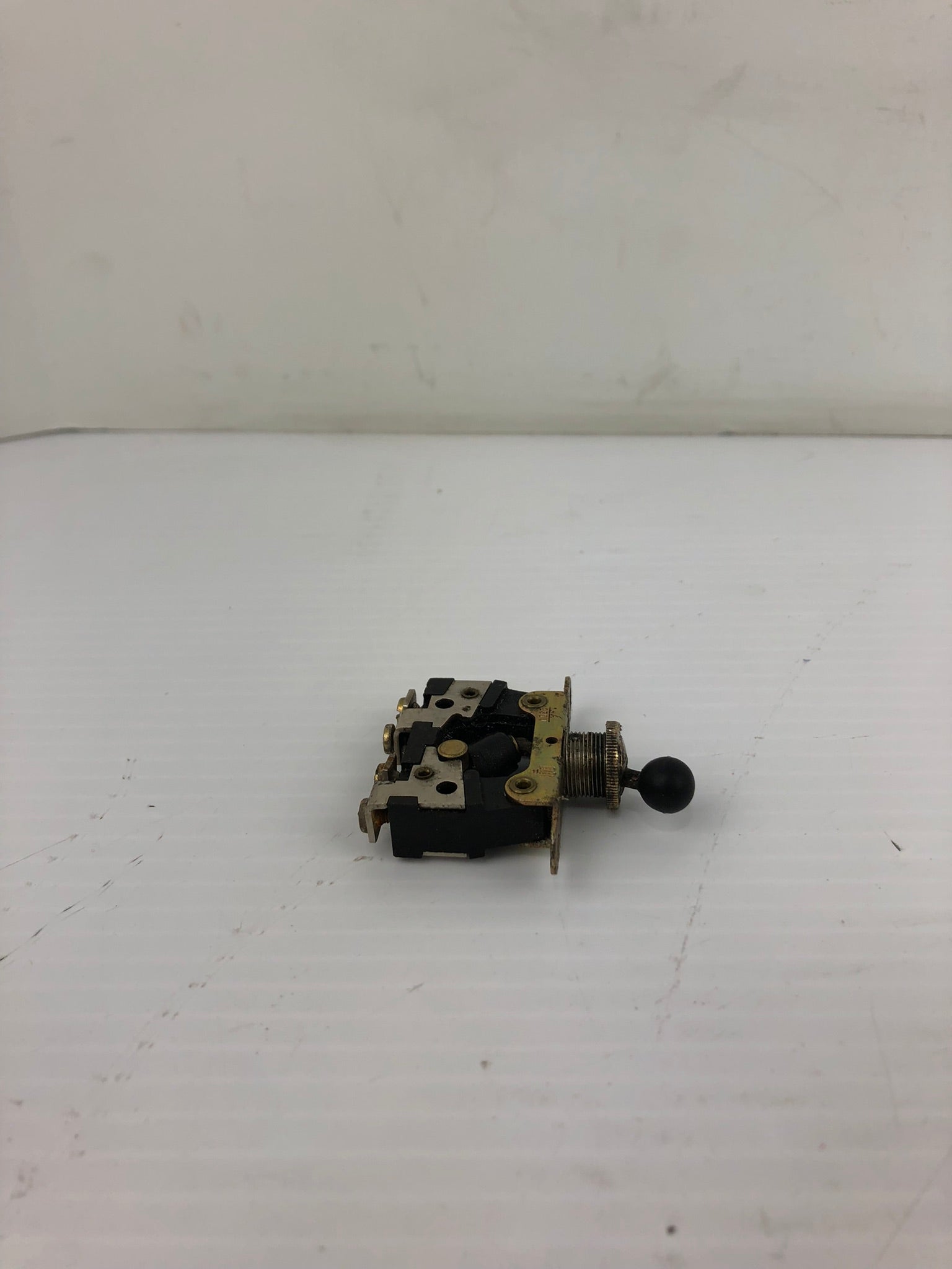 Toggle Switch 2-Way 4A 250V