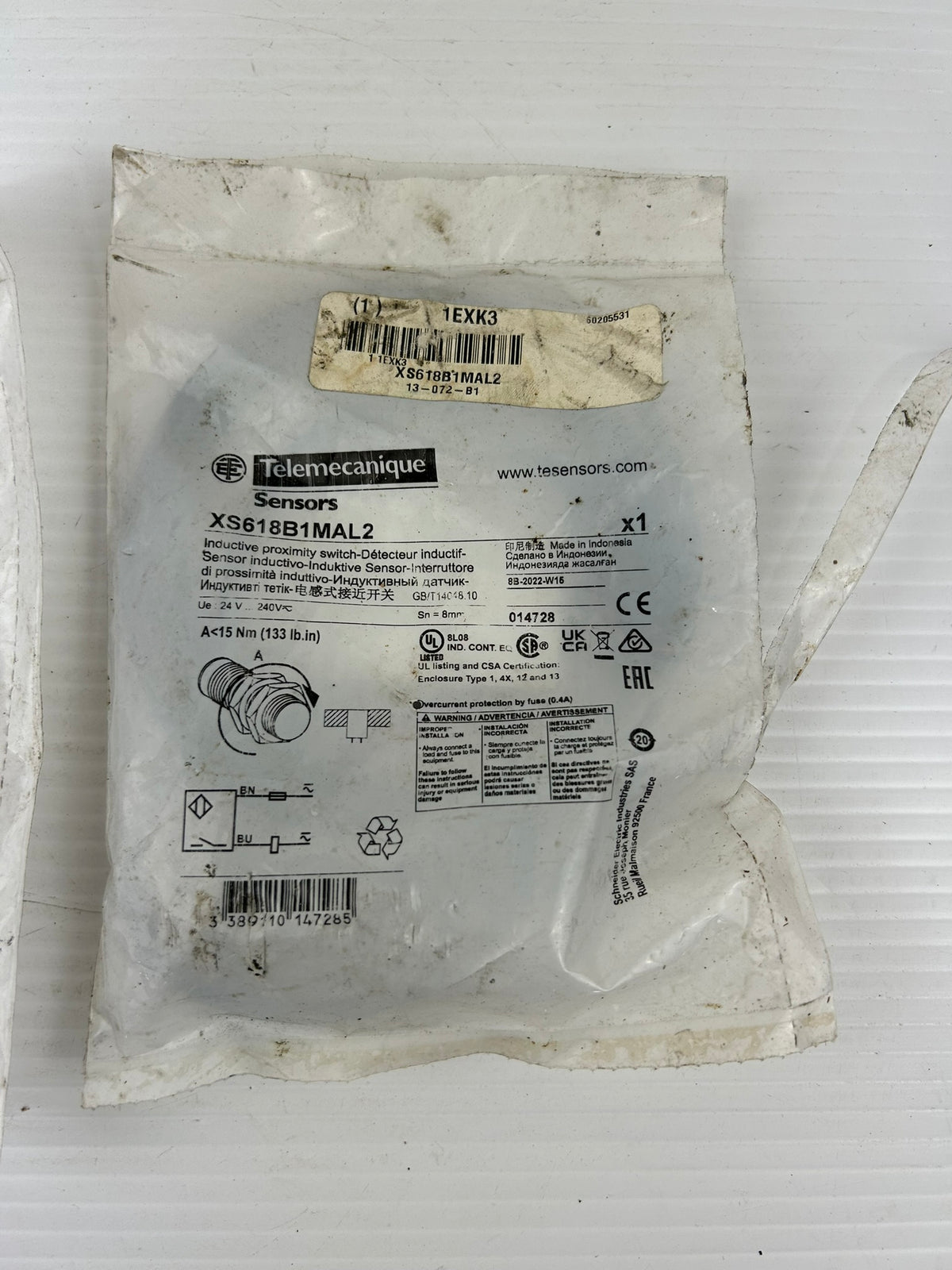 Telemecanique XS618B1MAL2 Inductive Proximity Sensor Switch M18 8mm - Lot of 2
