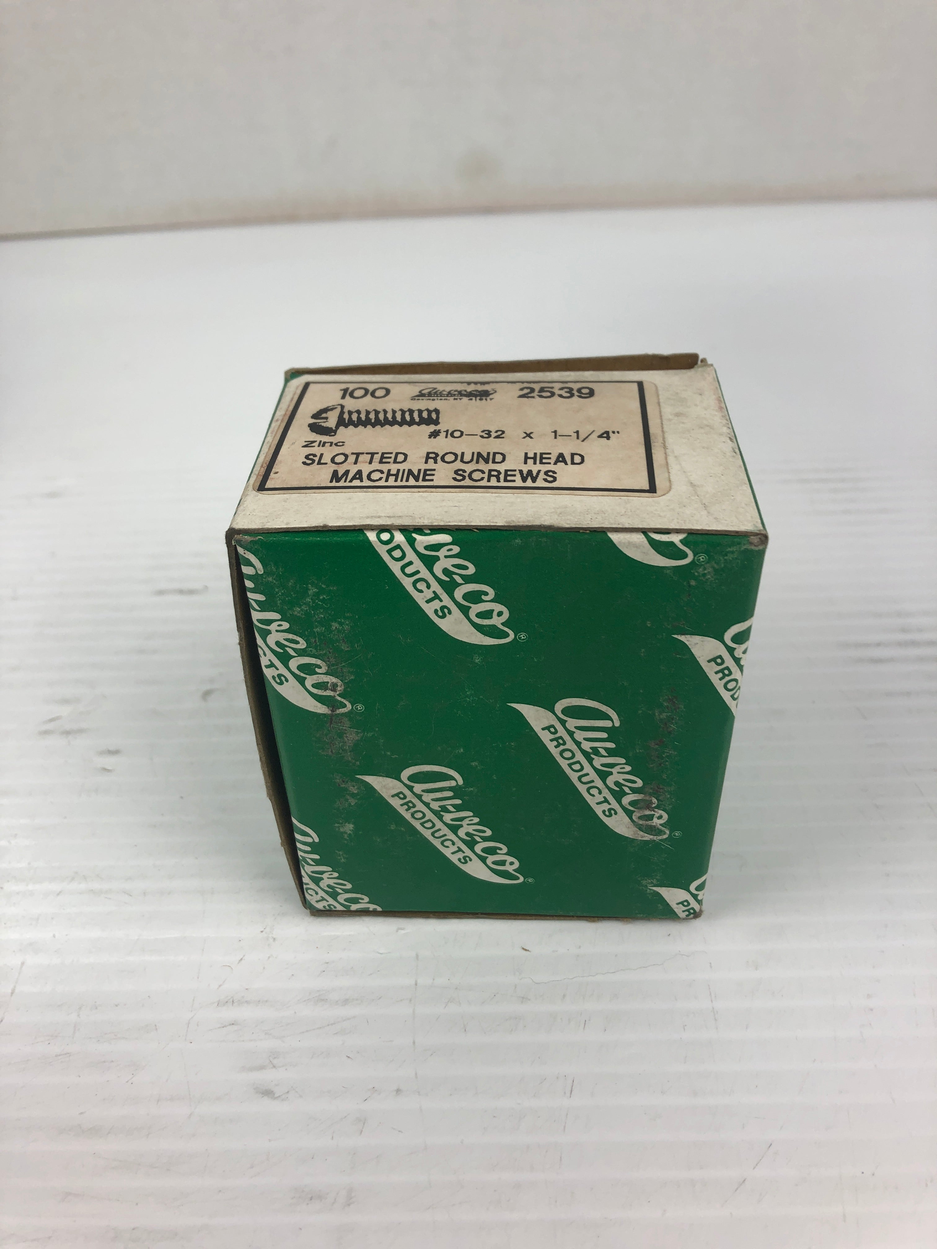 AU-VE-CO 2539 Slotted Round Head Machine Screw #10-32 x 1-1/4" - Lot of 100