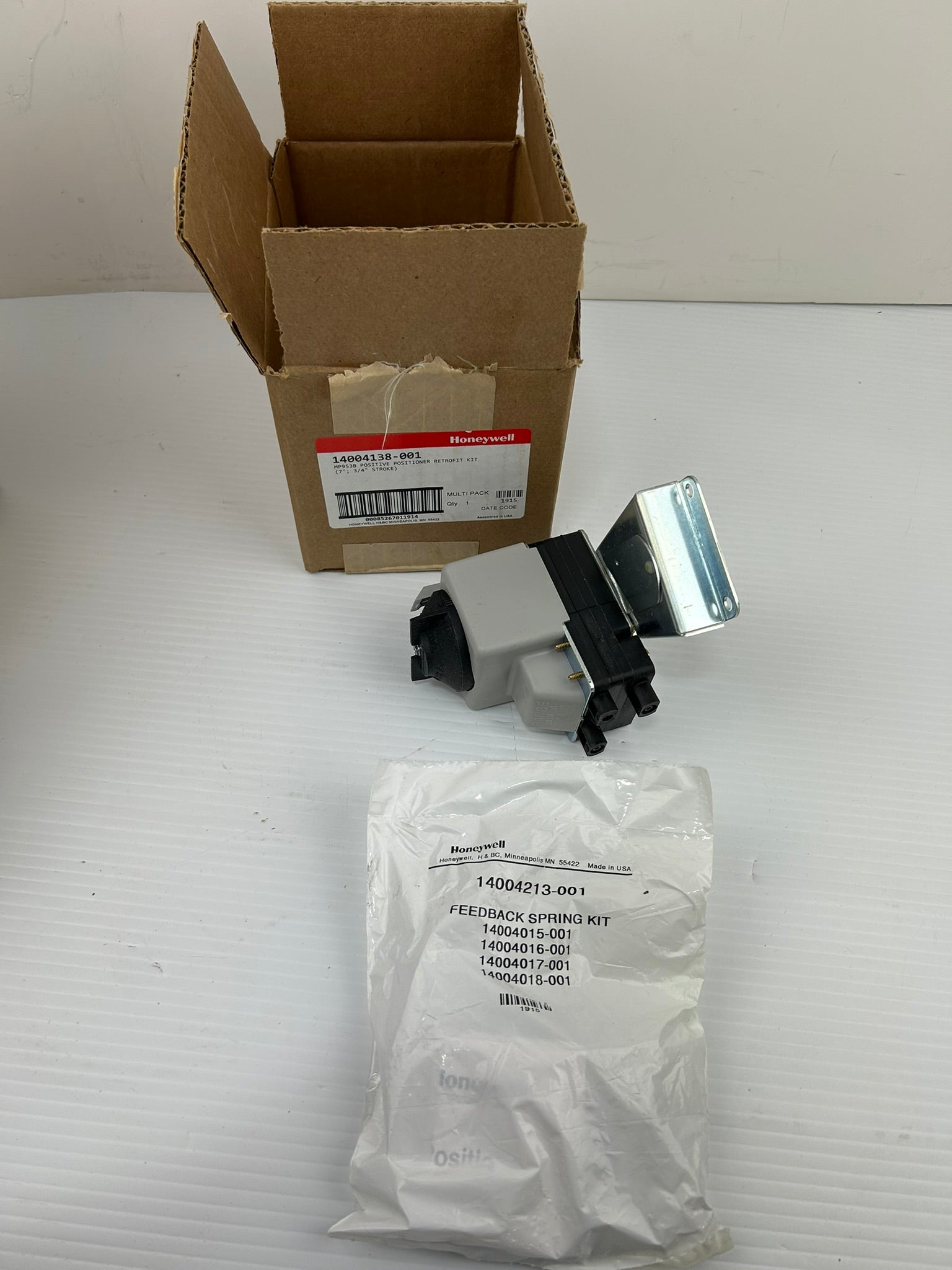 Honeywell 14004138-001 MP953B Positive Positioner Retrofit Kit 7" 3/4" Stroke