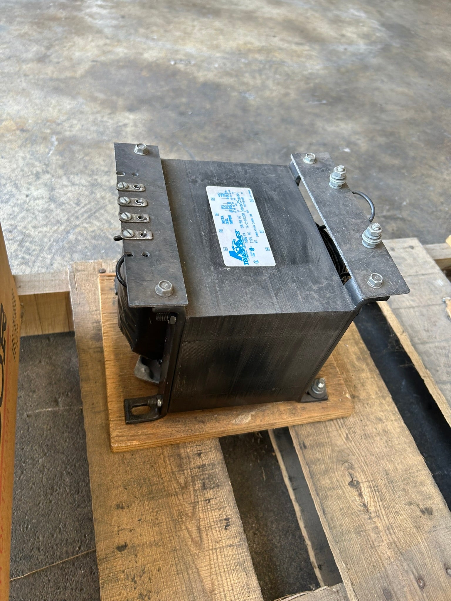 Acme Transfomer TA-2-81220 3000VA Industrial Control Transformer 240/480V