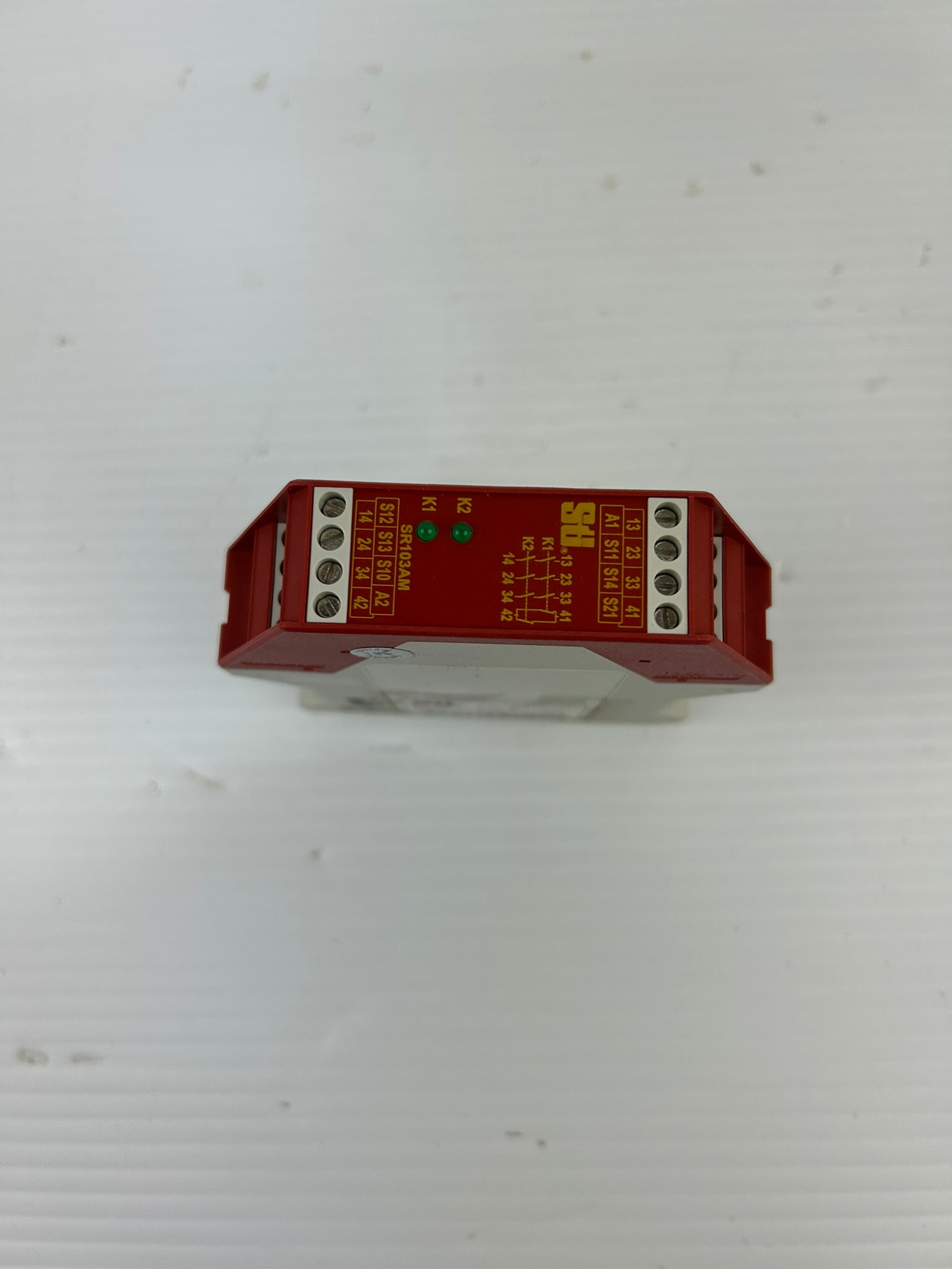 STI SR103AM02 Safety Monitoring Relay 115VAC DIN Rail 3NO 1NC Guard SR103AM
