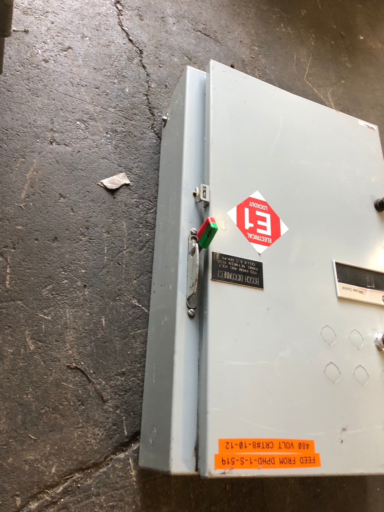 General Electric 300-Line Control Enclosed Magnetic Starter CR305/CR306/CR309