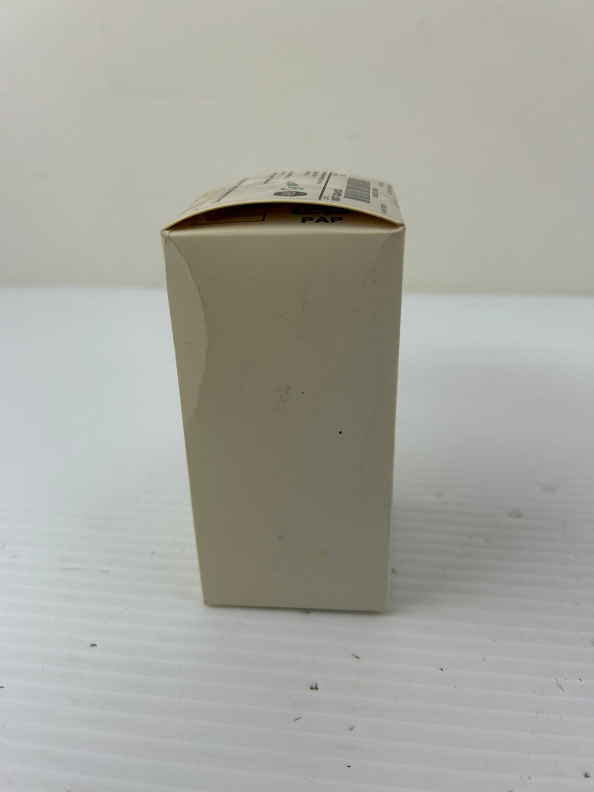 Allen-Bradley 800T-QAH2G Green Illuminated 30mm Momentary Push Button 800T Ser U