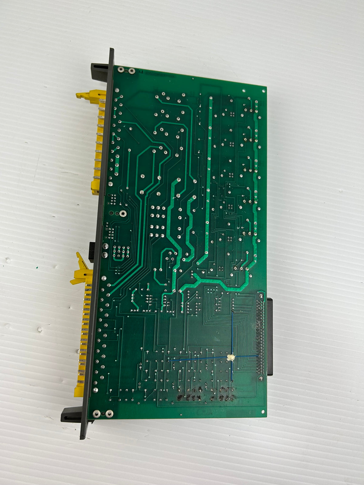 Fanuc A16B-1212-0540/04B CNC Control Circuit Board Relay Assembly
