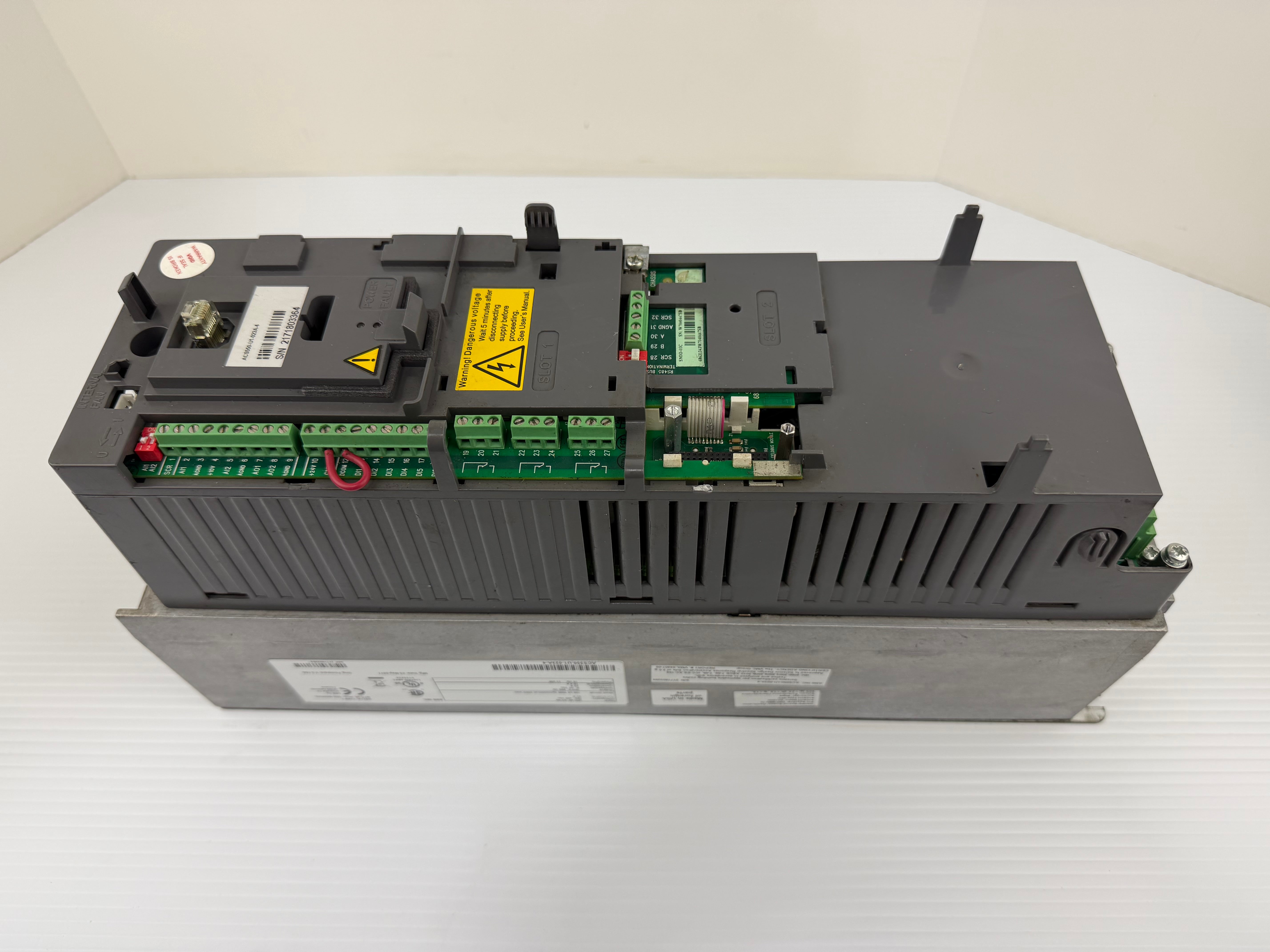 ABB Inverter ACS550-U1-023A-4 3PH 48/63Hz 380/480VAC 23A 15HP
