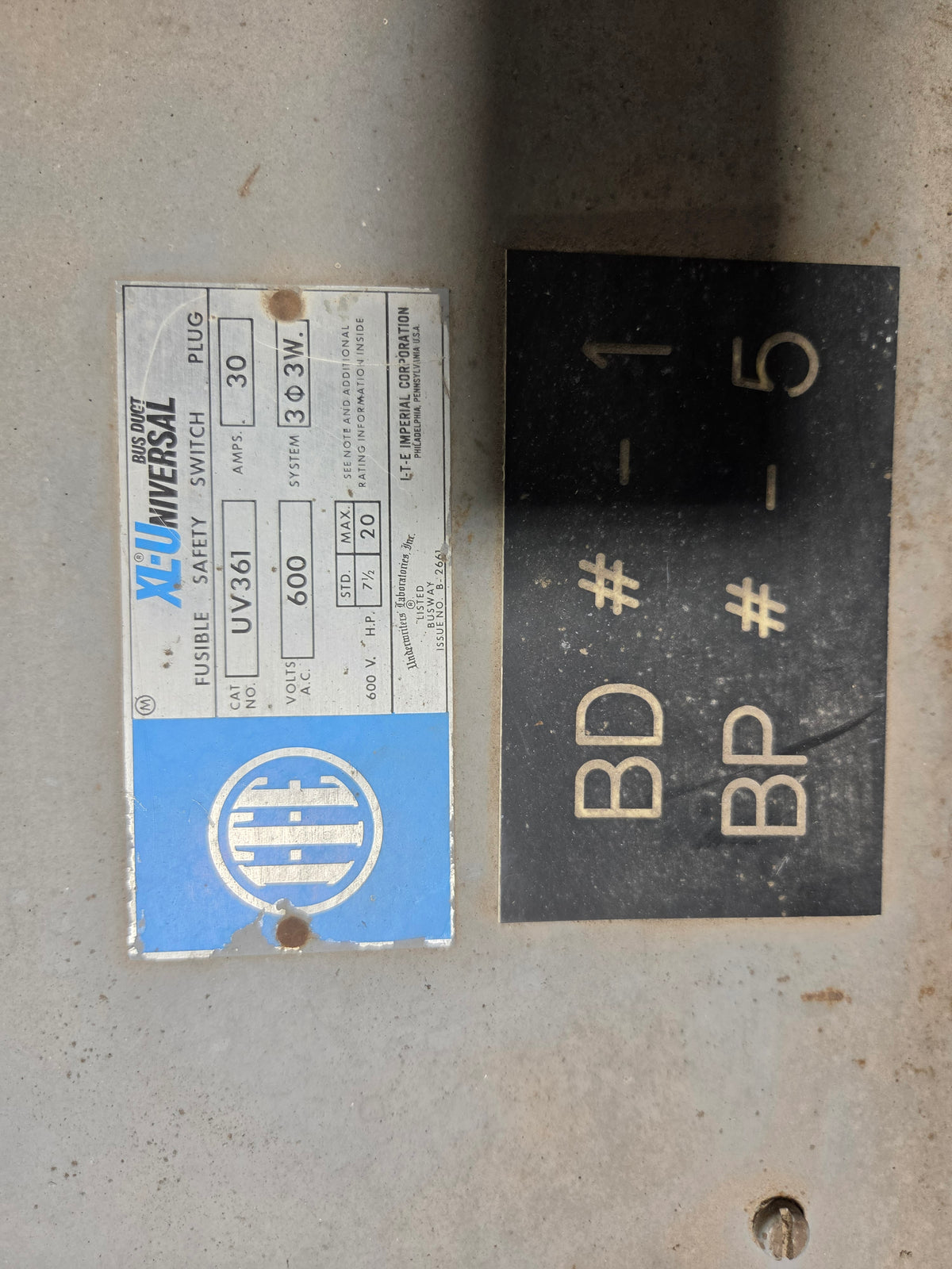 ITE UV361 XL-Universal Bus Plug Fusible Safety Switch 30A 600V Busway 3PH 3W