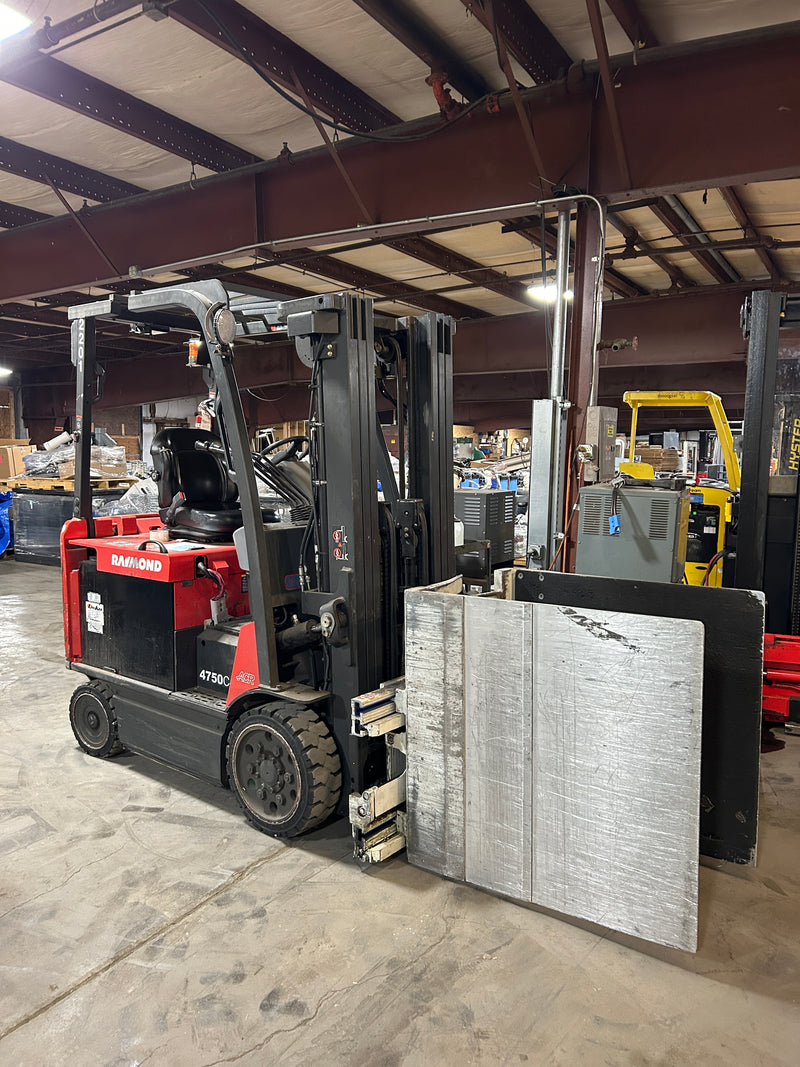 Raymond 4750C40 Electric Sit Down Counterbalanced Forklift 3900 Lb. Type E 36V