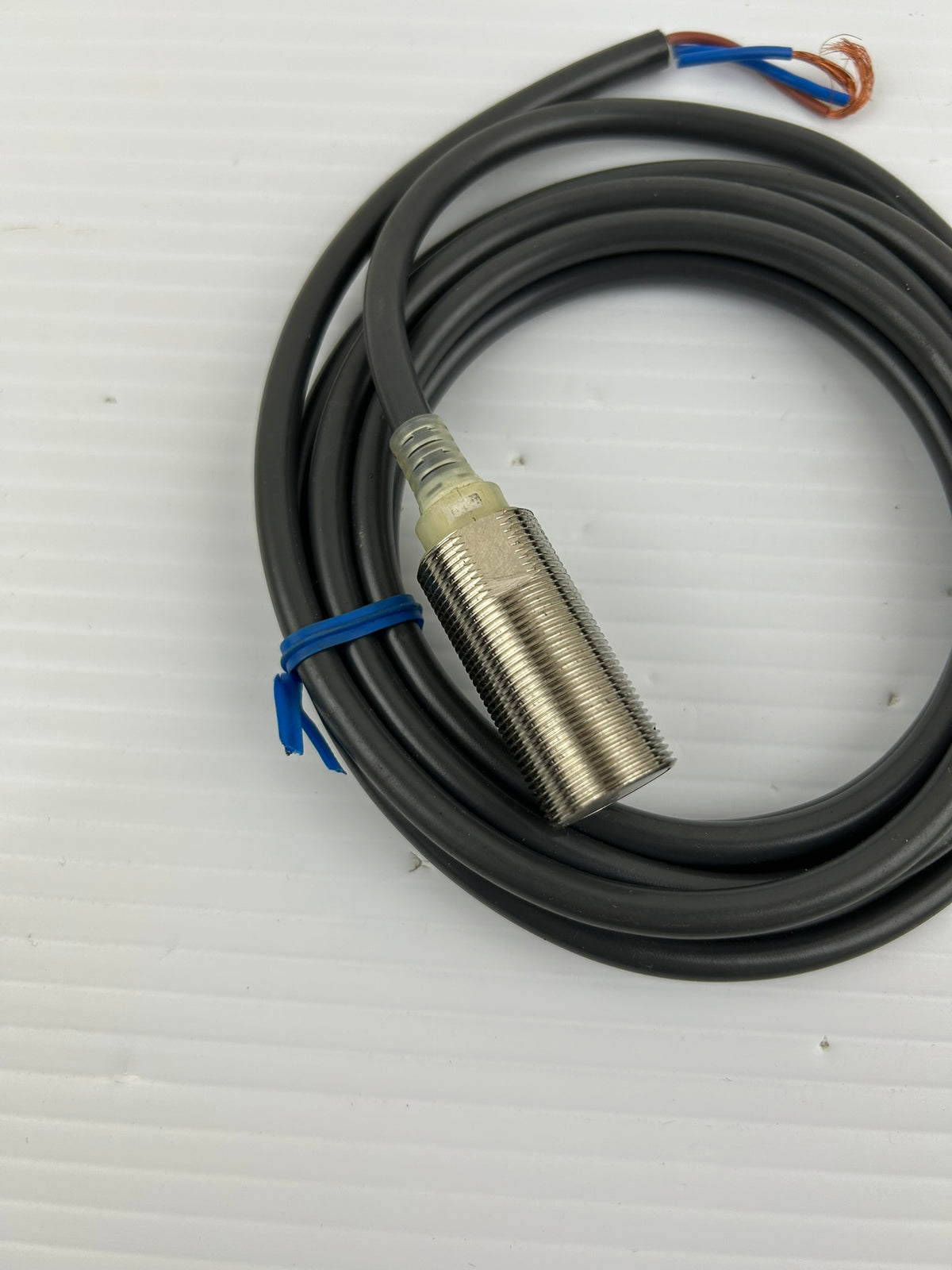 Omron E2E-X7D1-N Proximity Switch 7mm 12-24VDC