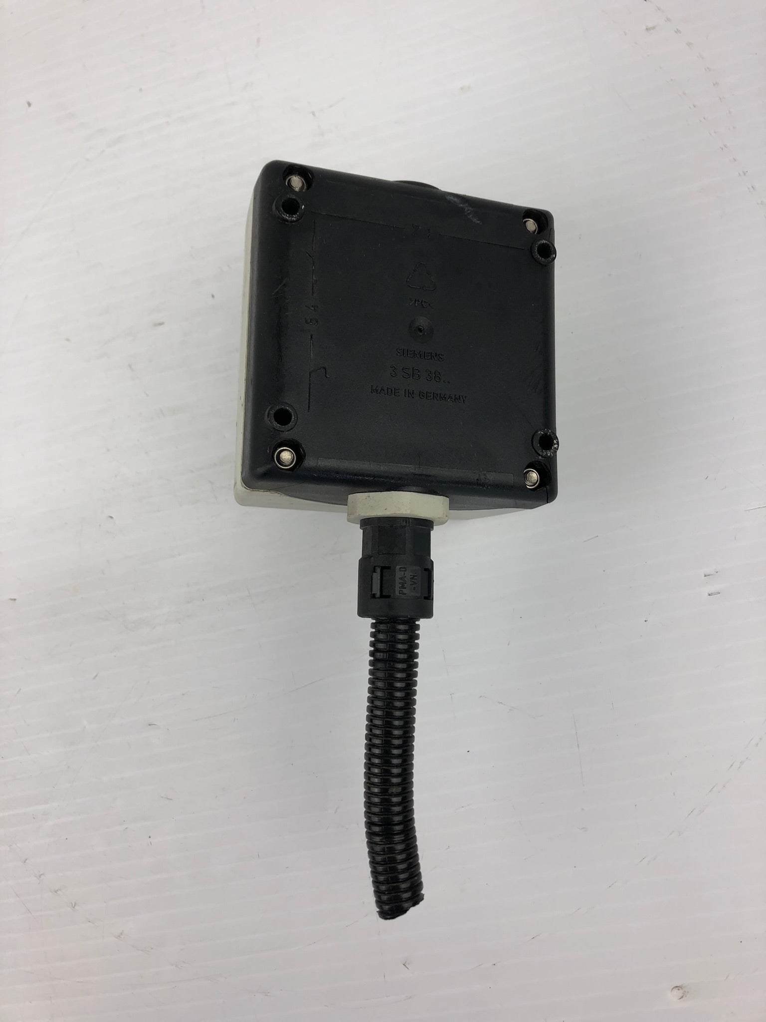 Siemens 2-Position Knob with Plastic Enclosure Box "Type 1" "Type 2"