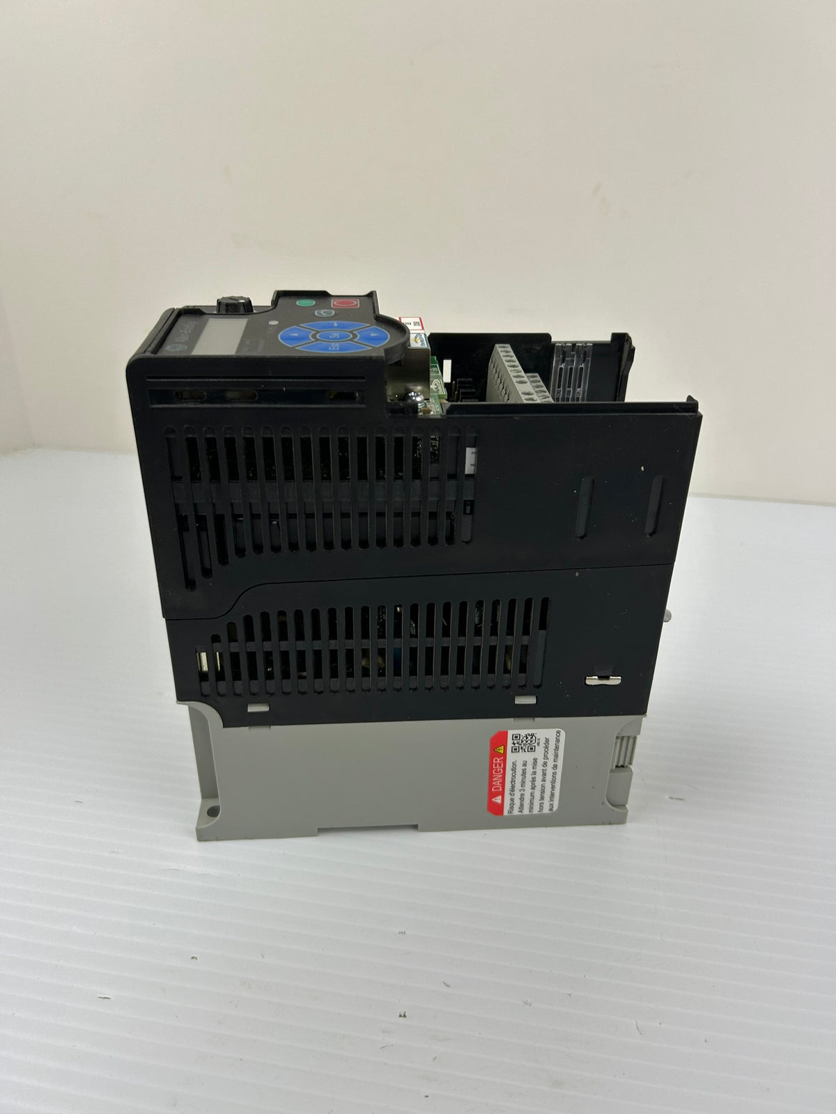 Allen-Bradley PowerFlex 525 25B-D4P0N104 1.5kW 3PH 480V AC Drive VFD