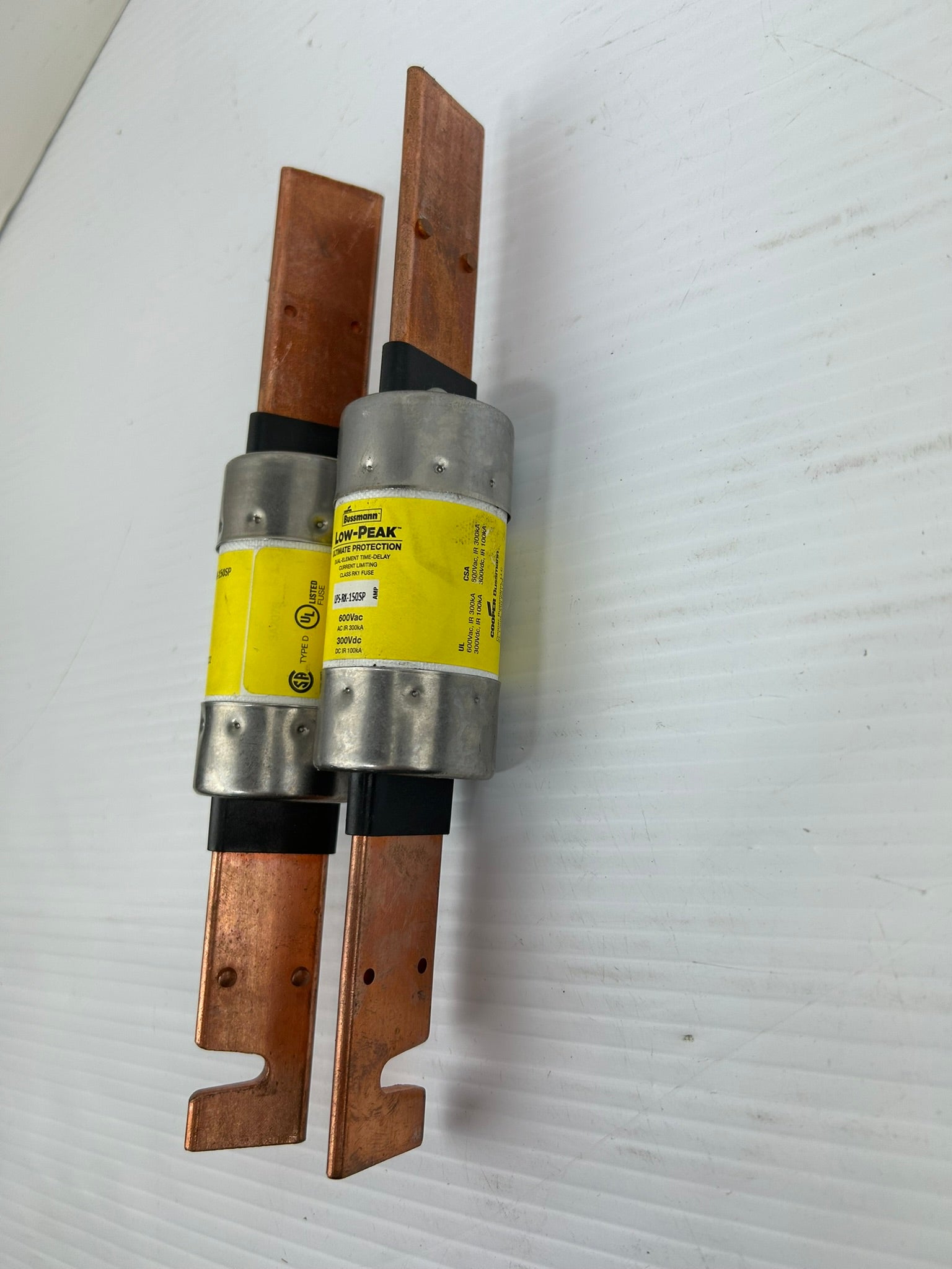 Bussmann LPS-RK-150SP Low-Peak Dual-Element Time-Delay Fuse 150A - Lot of 2