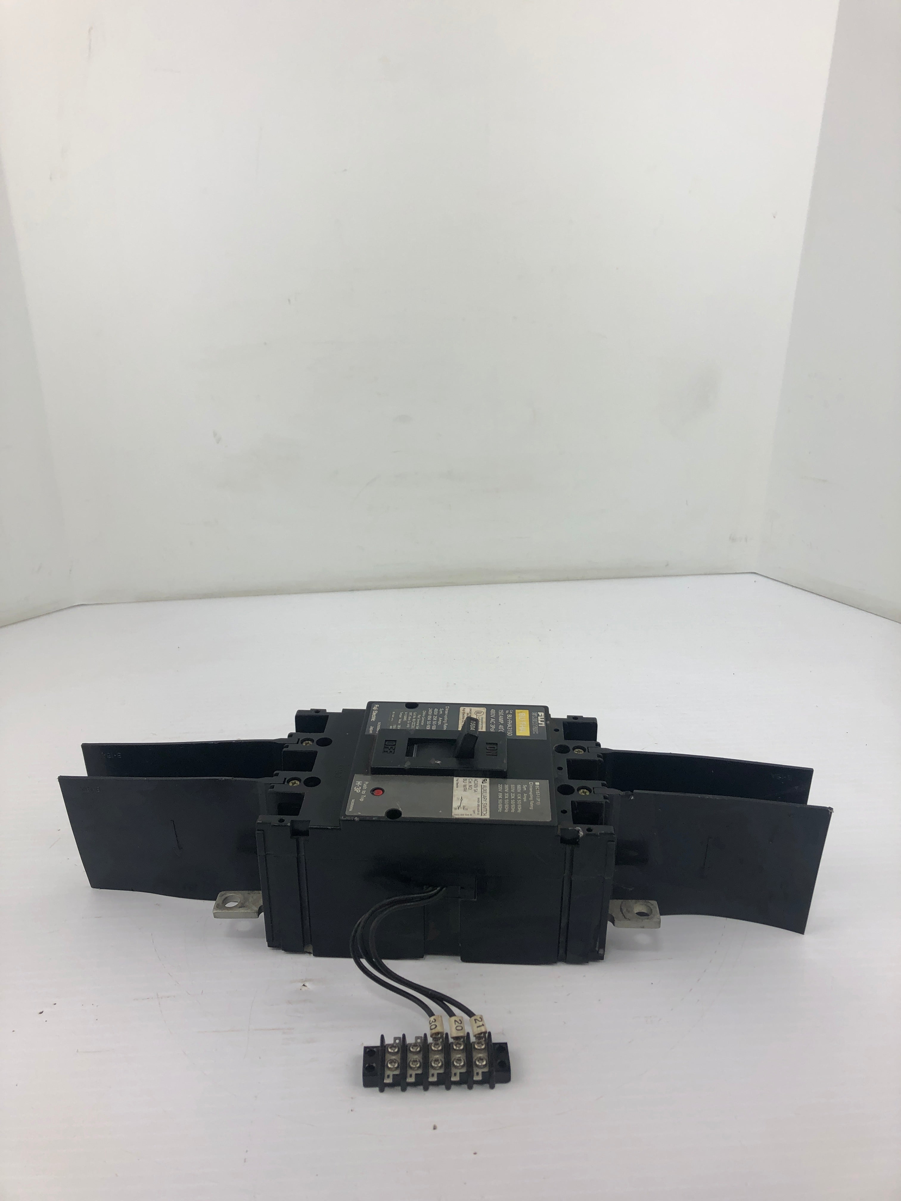 Fuji Electric BU-FHA Circuit Breaker BU-FHA3150 480V 150A 50/60Hz 3P