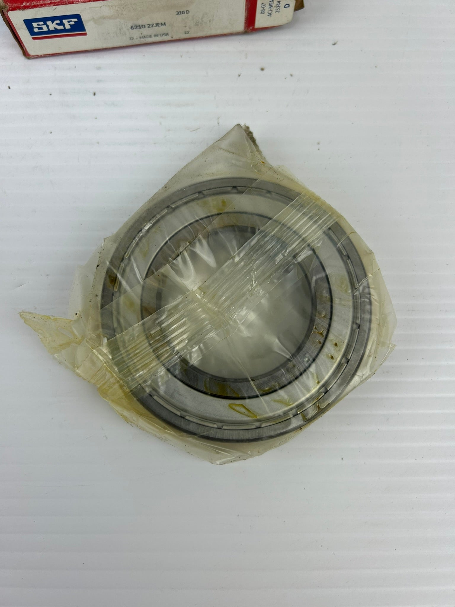 SKF 6210 2ZJEM Ball Bearing 62102ZJEM 6210-2ZJEM 6210/2ZJEM