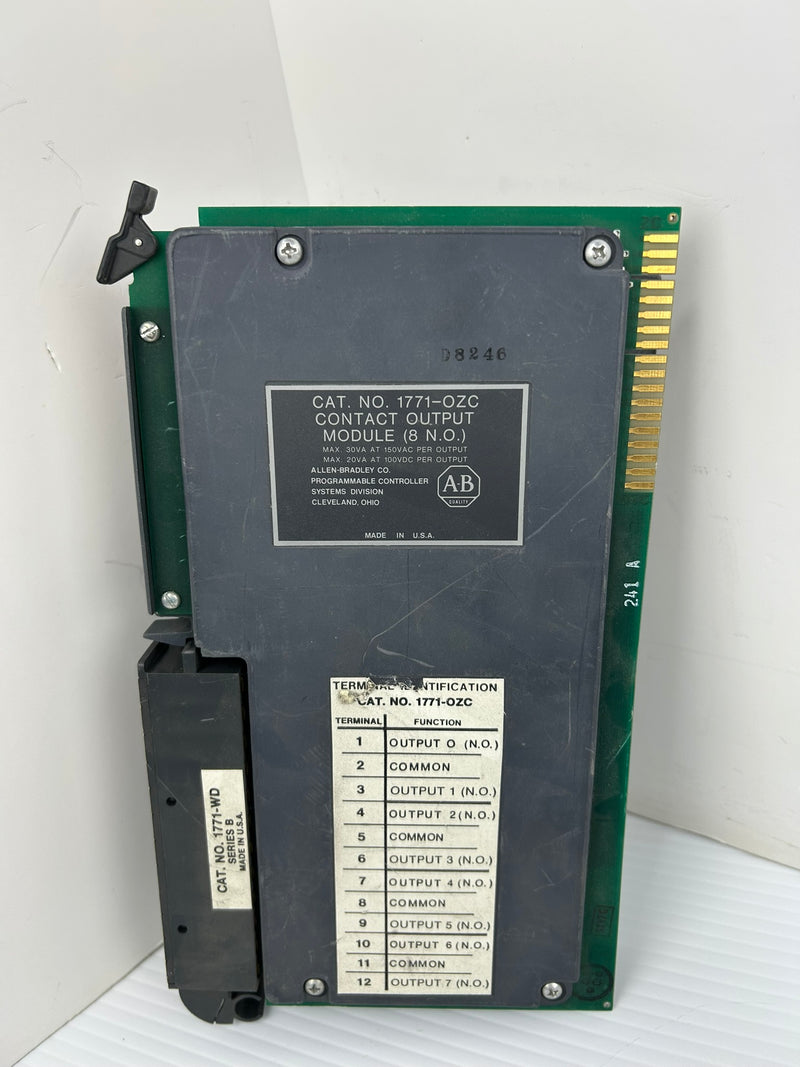 Allen-Bradley 1771-OZC Contact Output Module 8 N.O. with 1771-WD Wiring Arm