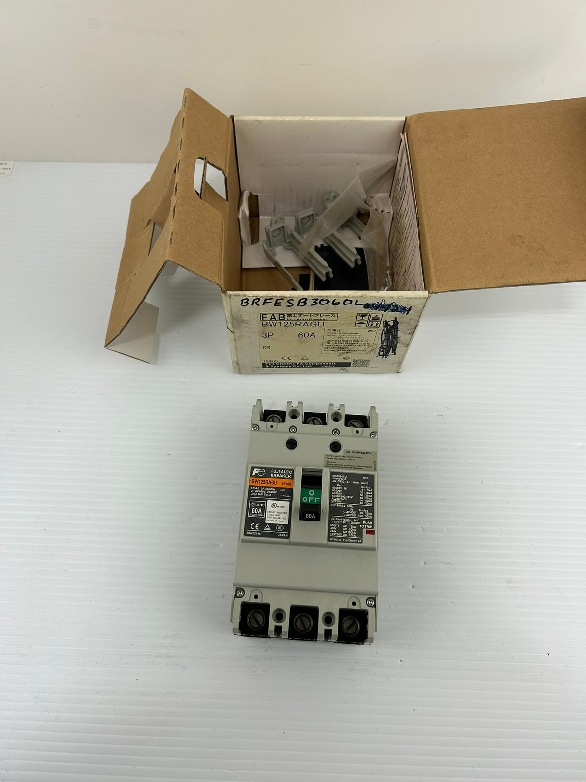 Fuji Electric BW125RAGU-3P060 60A 3 Pole Circuit Breaker 600V 50/60Hz