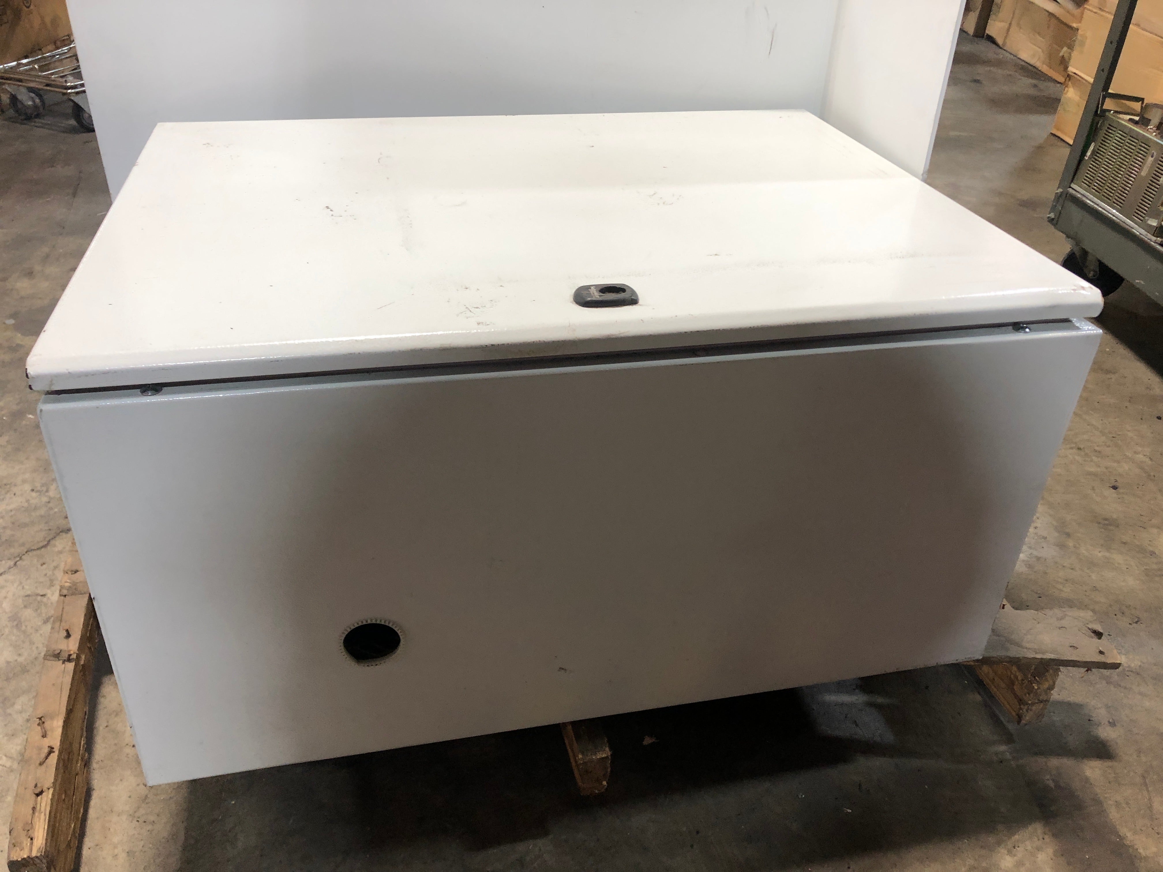 Schneider Electric Cabinet 24" x 16" Deep x 31" Tall - EMPTY