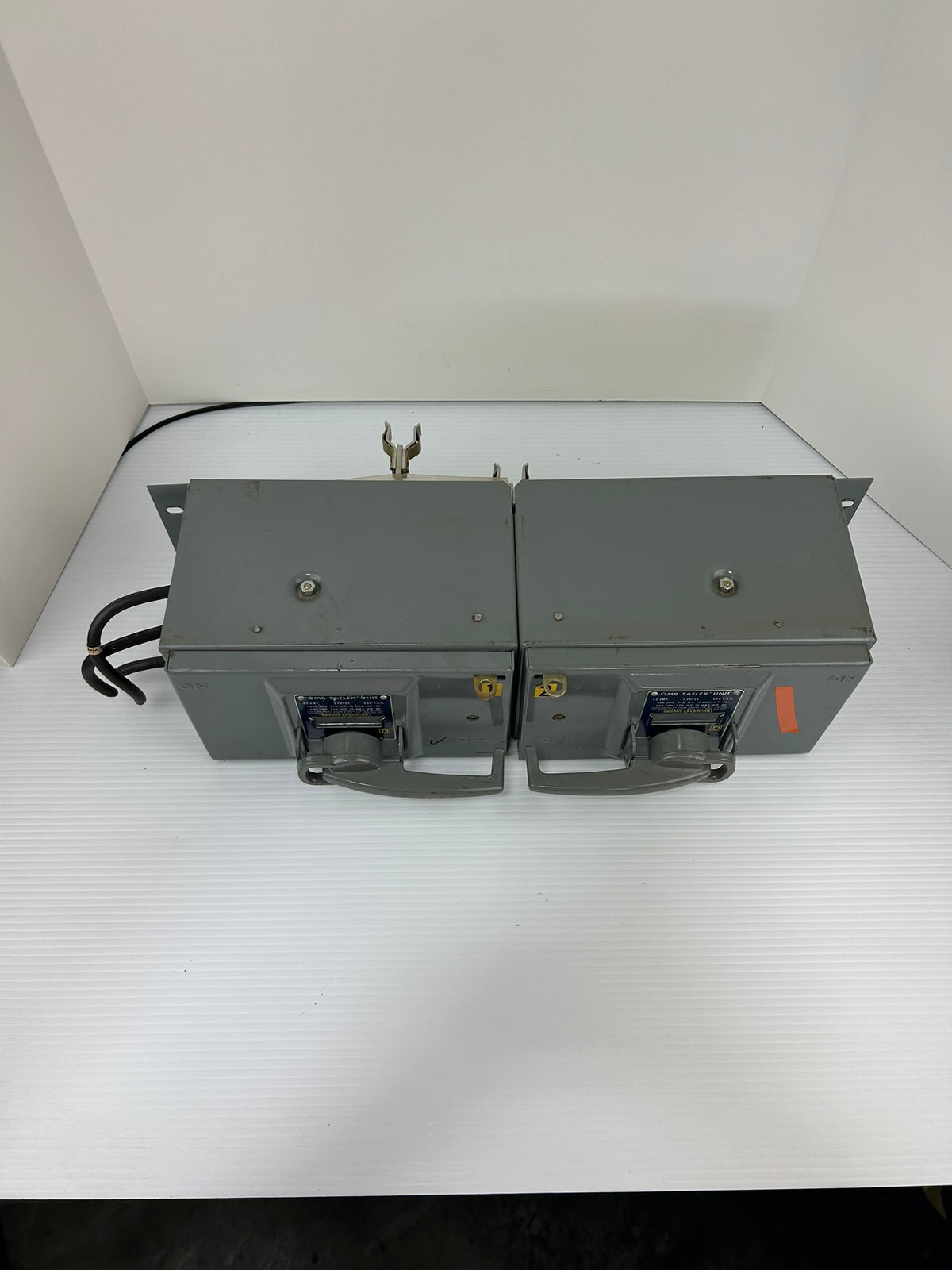 Square D QMB Saflex Twin Switch QMB-3606-T 60 Amp
