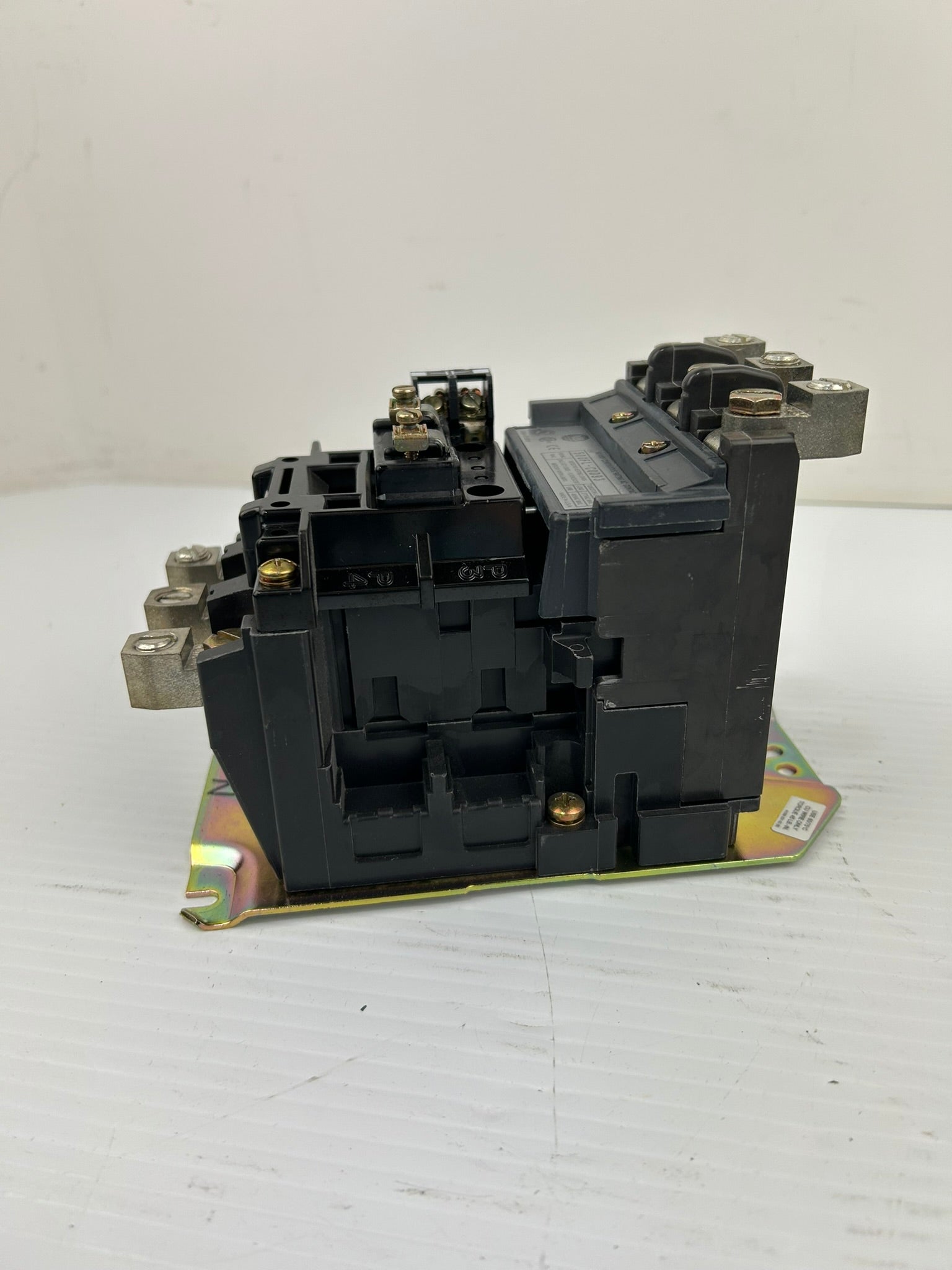 Allen Bradley 500FL-C0D93 Motor Starter Series B with 595-A