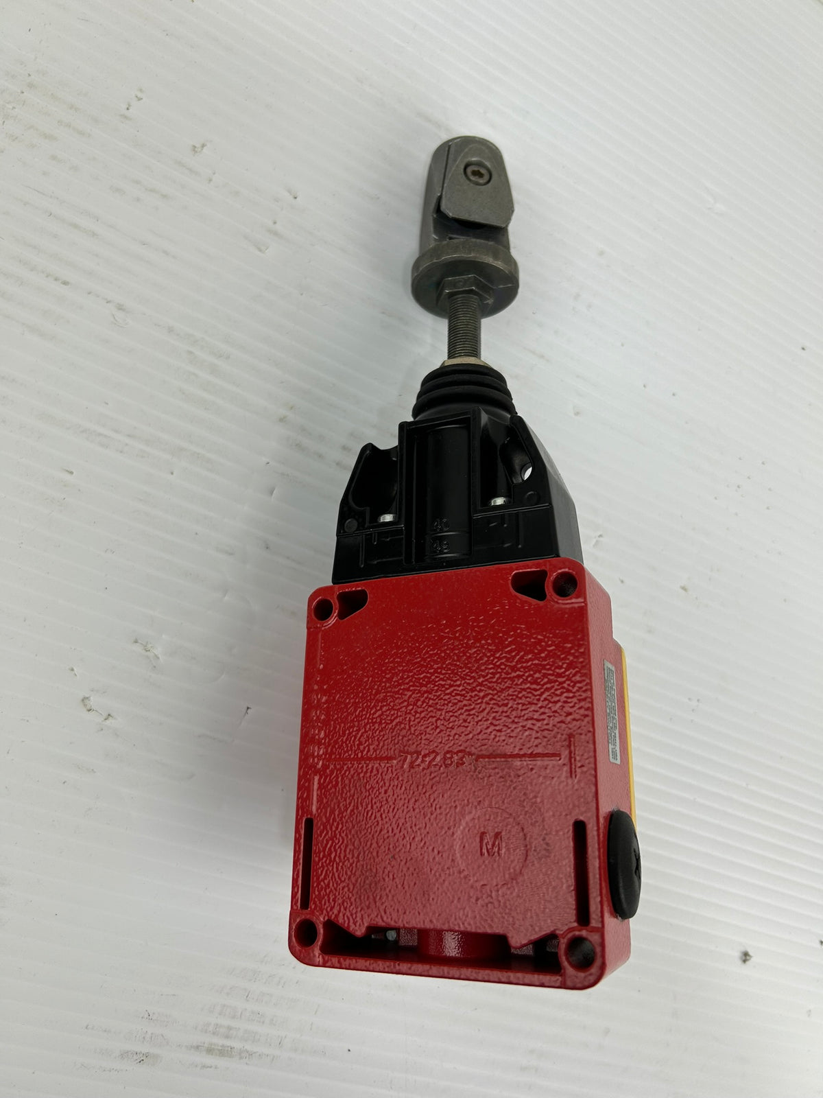Banner RP-RM83F-75LTE Rope Pull Emergency Stop Safety Switch 81874