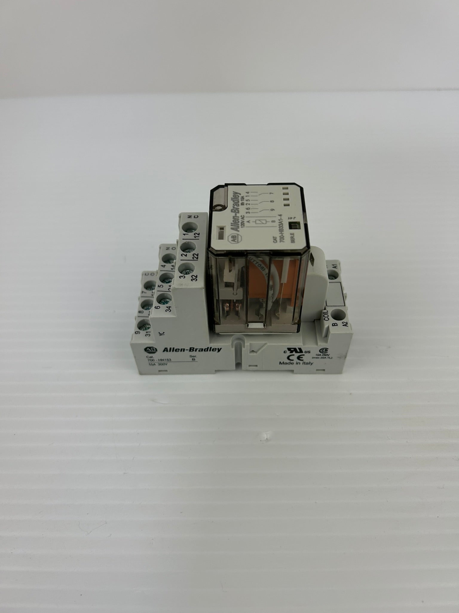 Allen Bradley 700-HB33A1-4 Relay Series A with Base 700-HN153 Series B