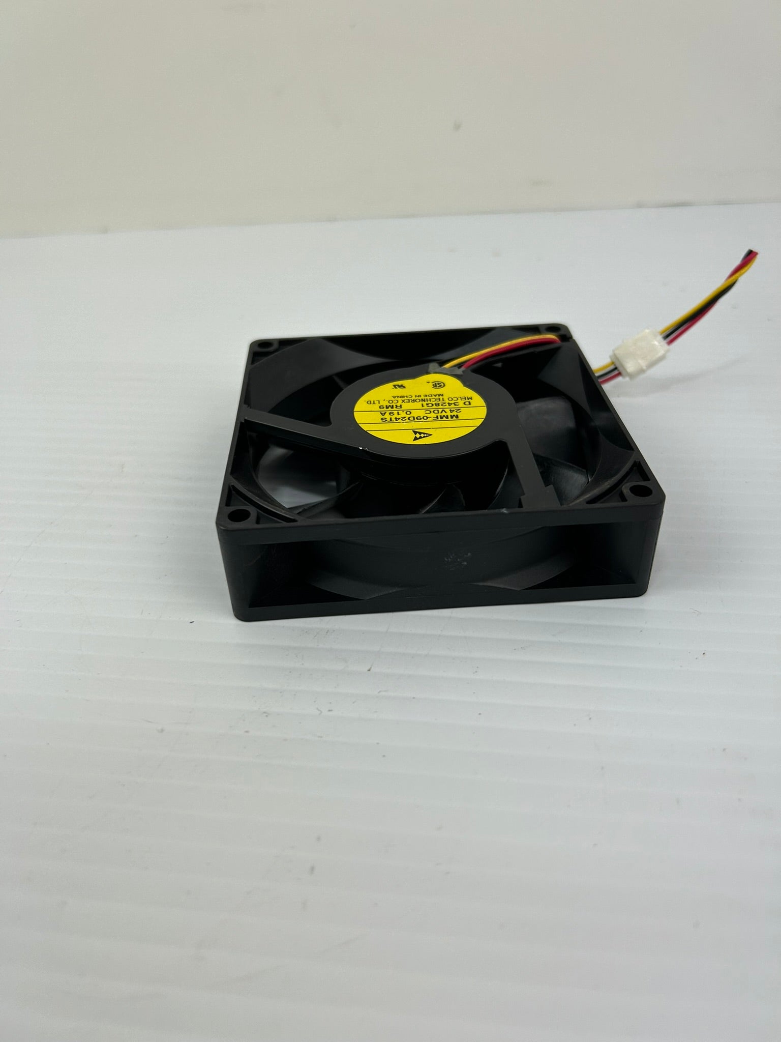Melco Technorex Co MMF-09D24TS Inverter Drive Cooling Fan 24VDC 0.19A - Lot of 3