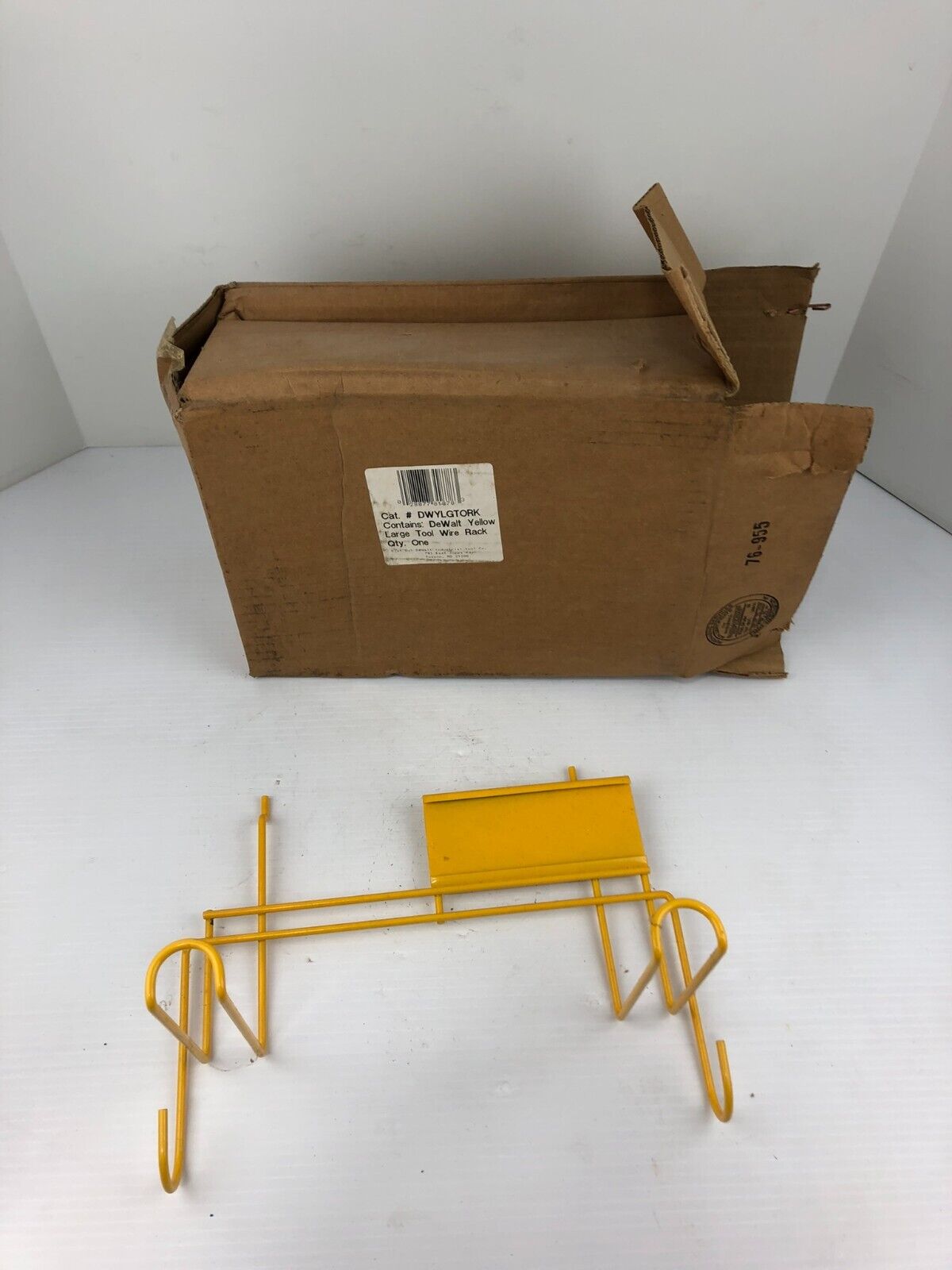 Dewalt DWYLGTORK Yellow Large Tool Wire Rack