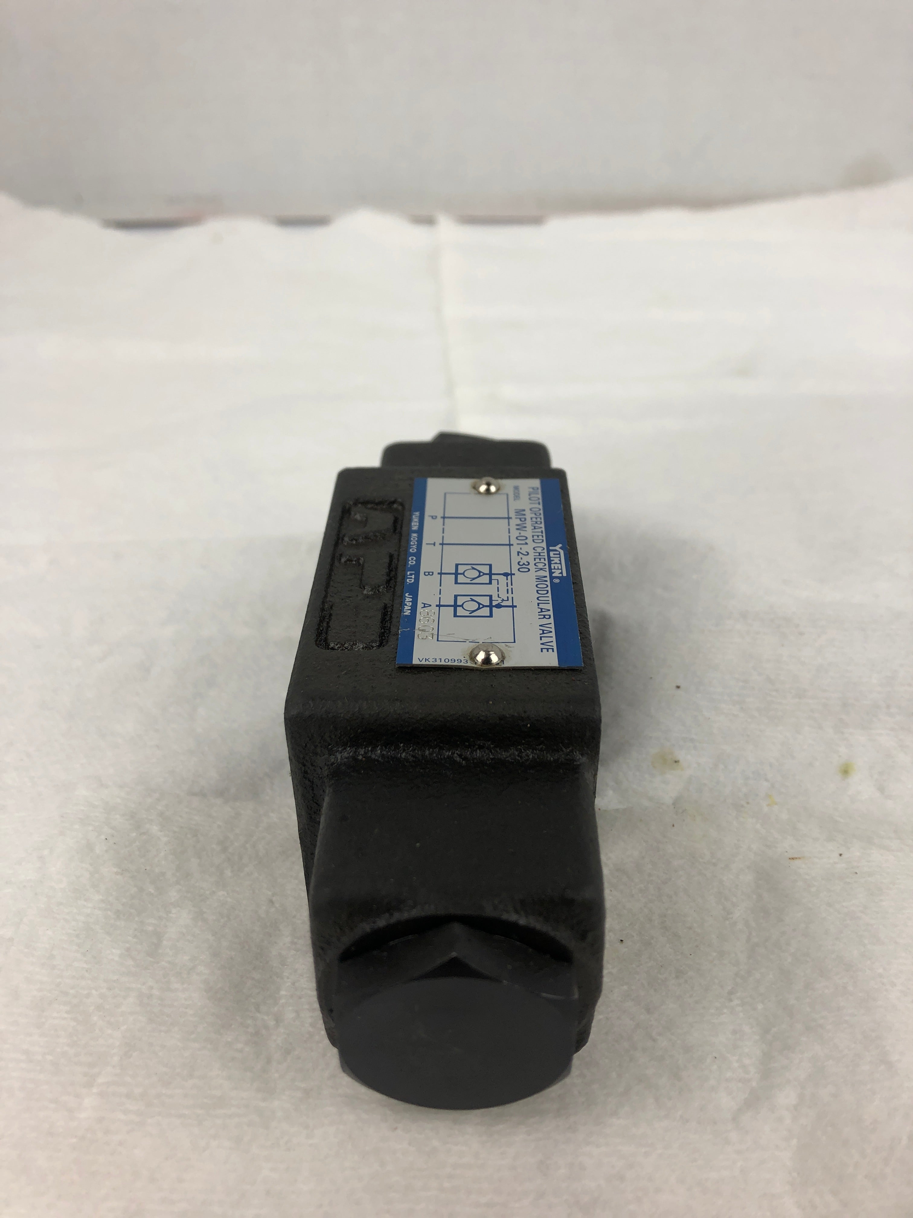 Yuken MPW-01-2-30 Pilot Operated Check Modular Valve