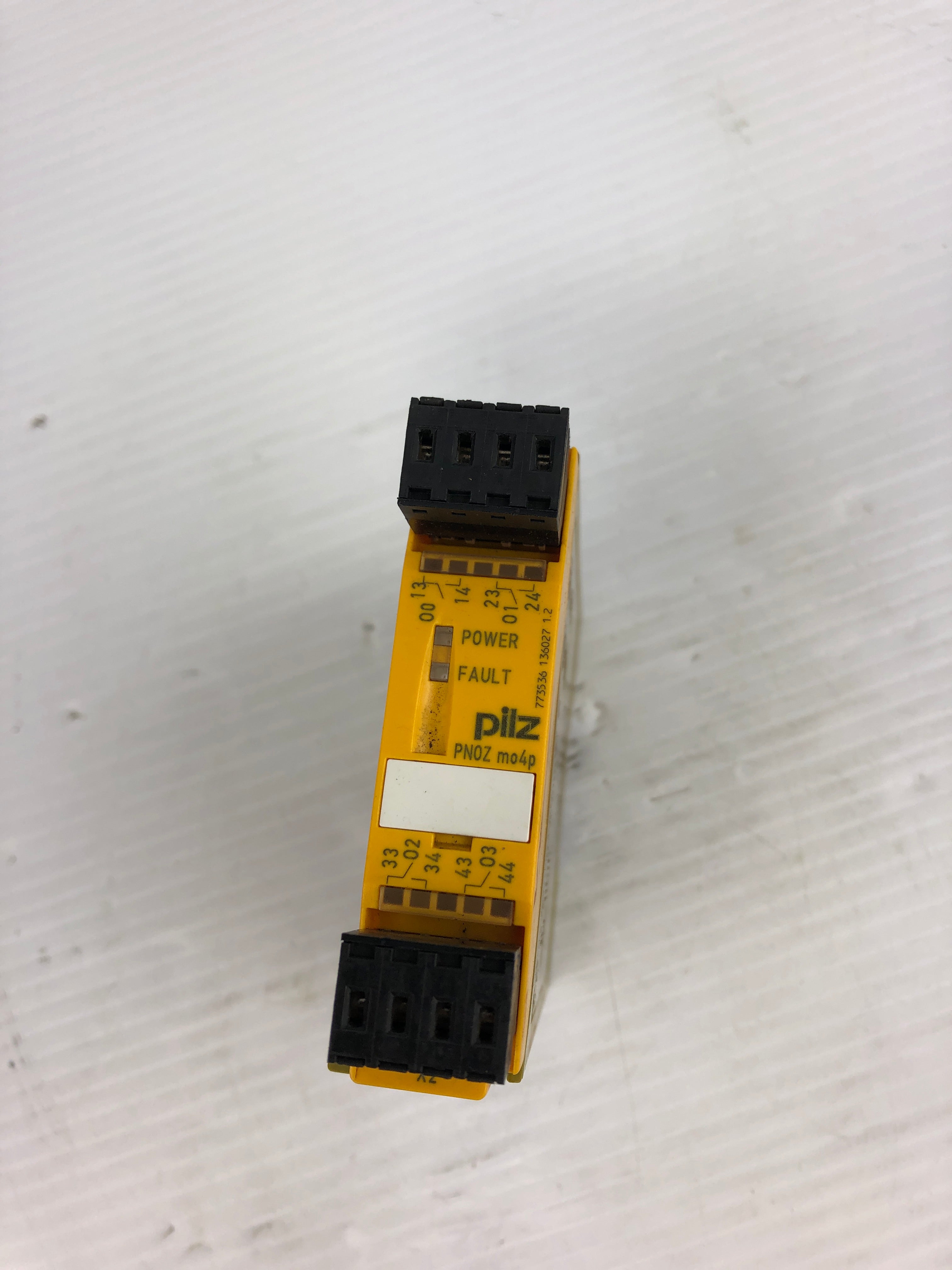 Pilz PNOZ mo4P Safety Relay ID#773536 PNOZ M04P