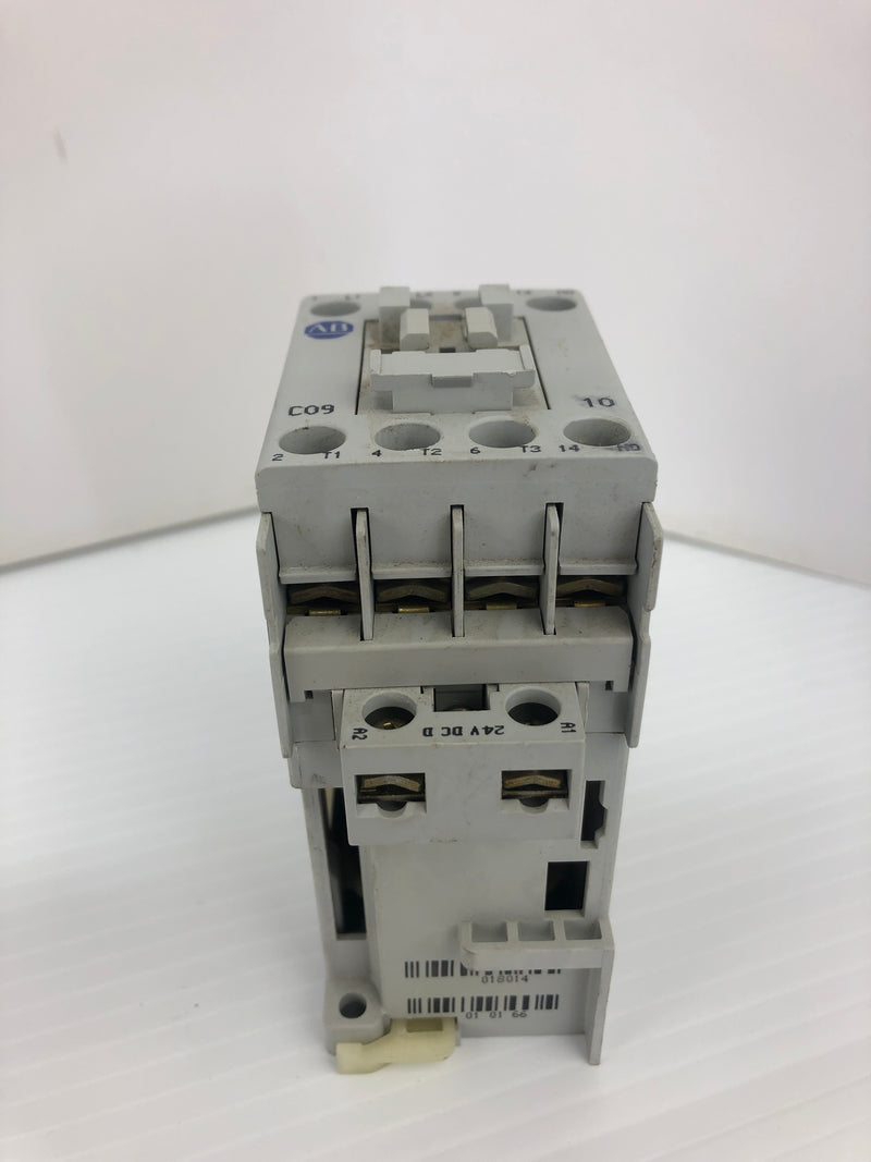 Allen-Bradley 100-C09Z*10 Contactor Ser. A 690V 32A 3PH 8kV - Lot of 2