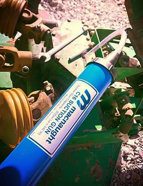 Macnaught Heavy Duty Hand Operated Suction Gun C16-01 ***