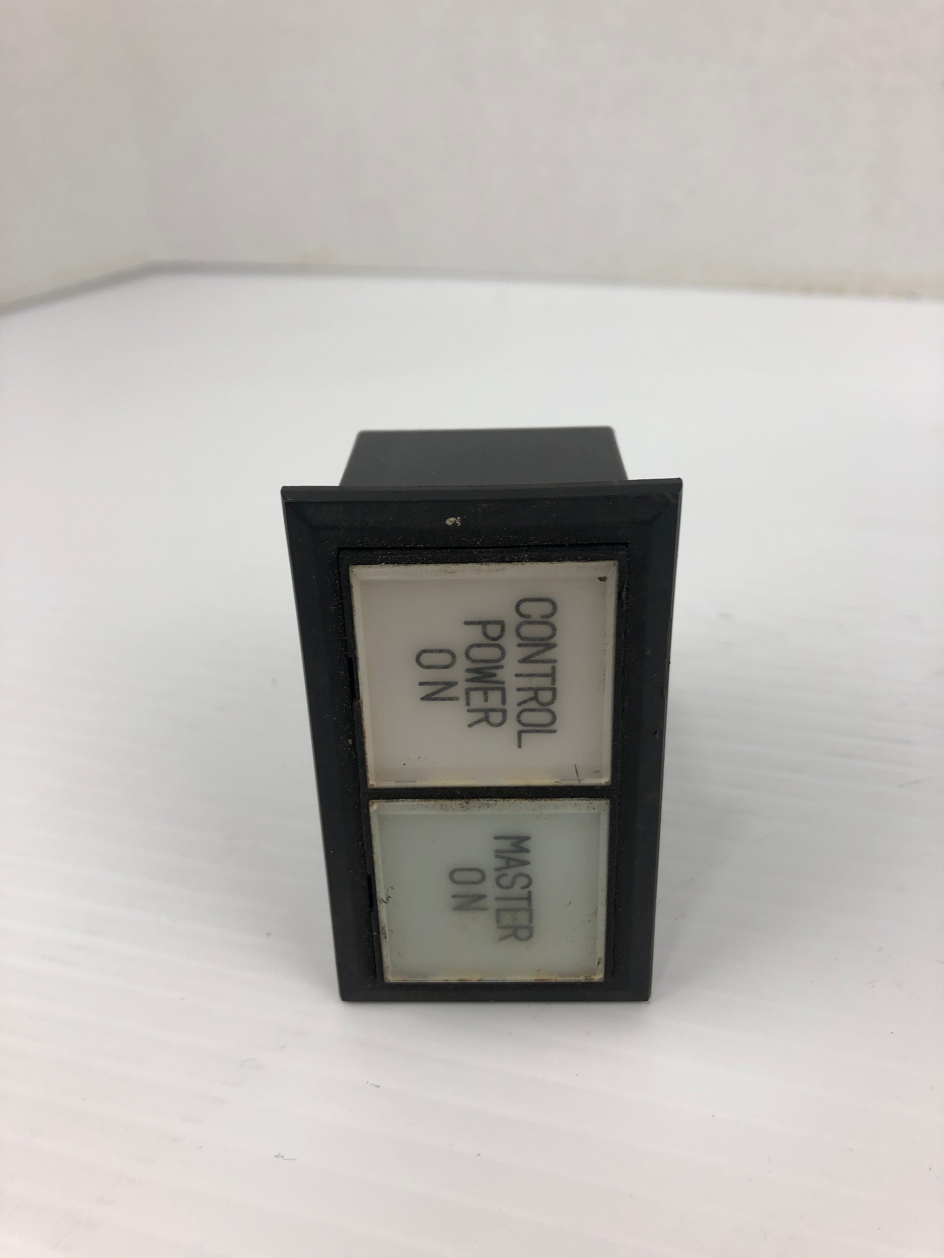 Idec SLC30N Display Light - Panel of 2