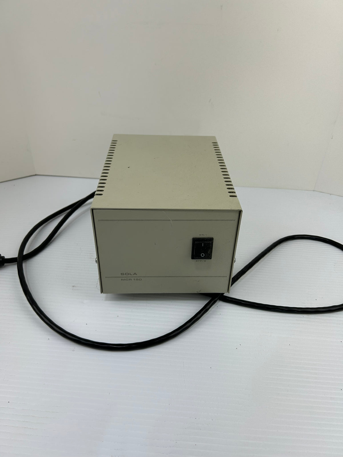 SOLA MCR 150 63-13-115-06 AC Mini Power Regulator 150VA 120V Voltage Conditioner