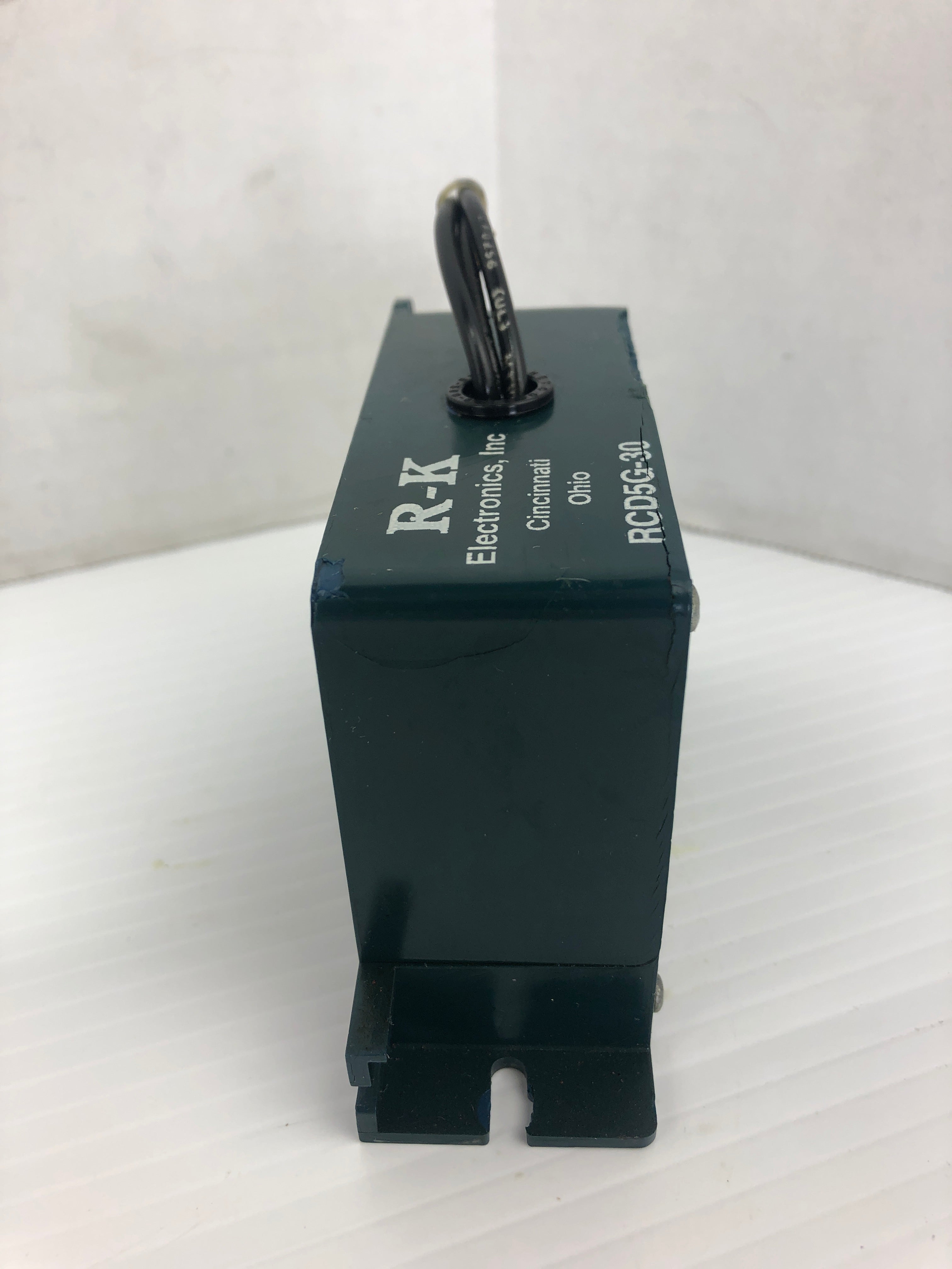 R-K Electronics RCD5G-30 R-C Network Suppressor 480VAC 100Ω 7W