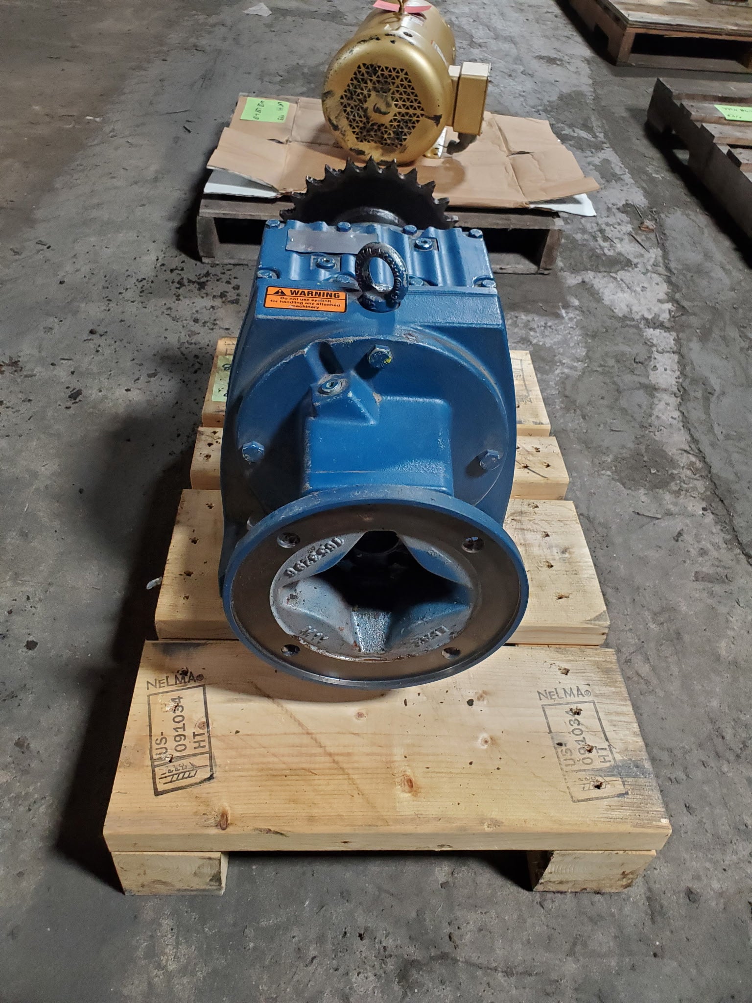 SEW Eurodrive R87AM213/215 Helical Gear Reducer Gearbox 27.84:1 63 RPM R87