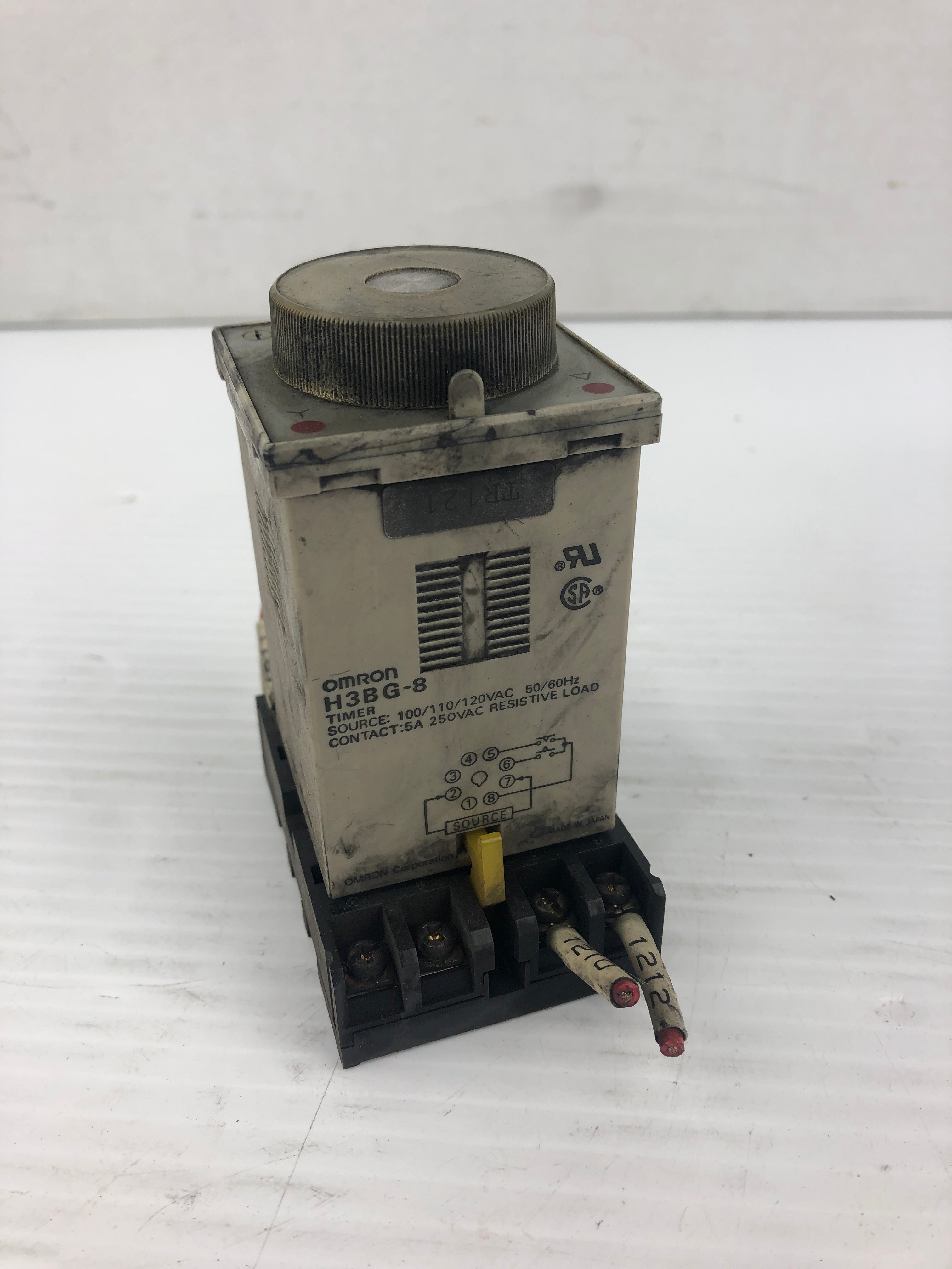 Omron H3BG-8 Timer 250VAC 5A