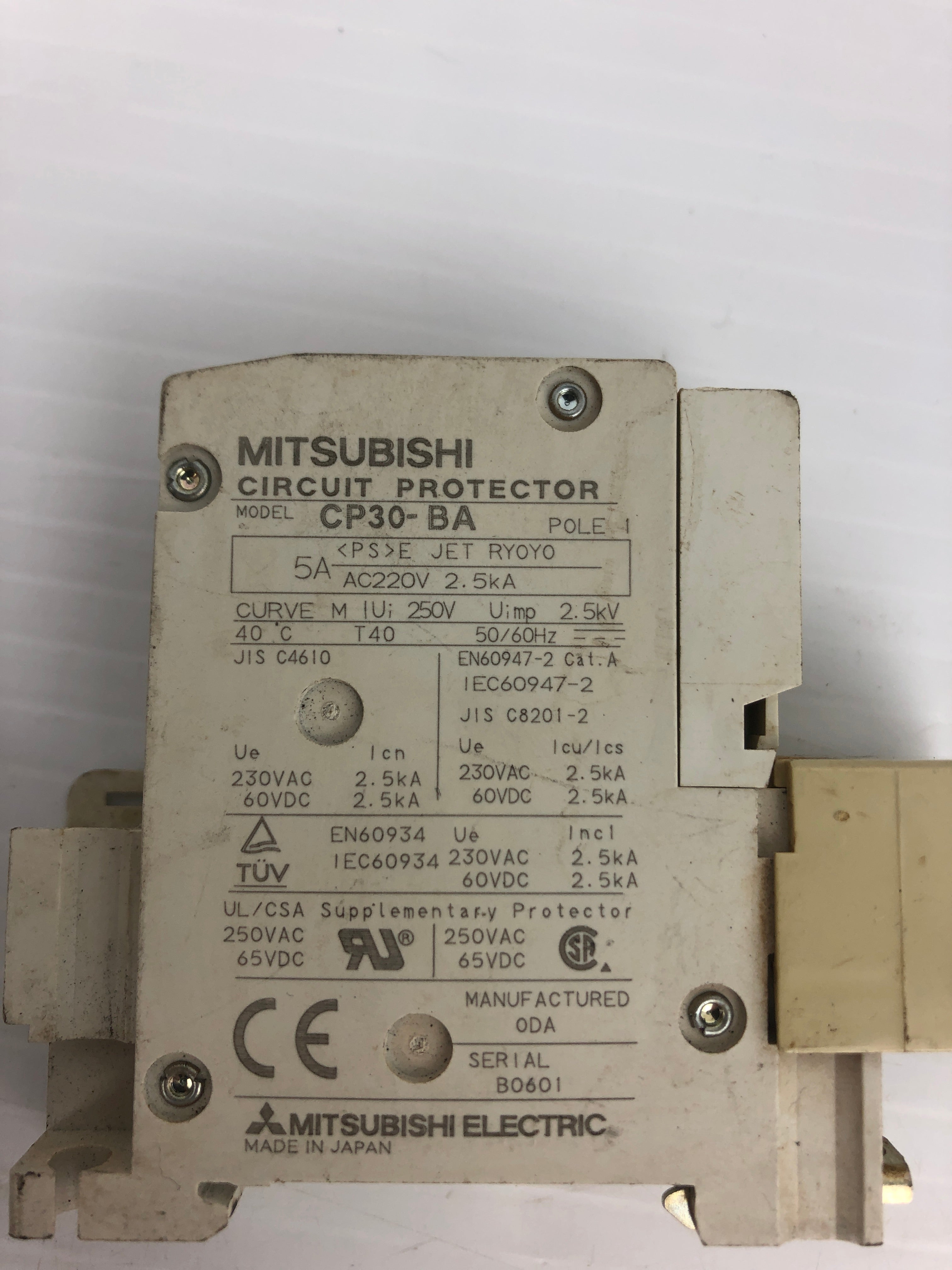 Mitsubishi CP30-BA Circuit Breaker Protector 250V 5A 1P 50/60Hz