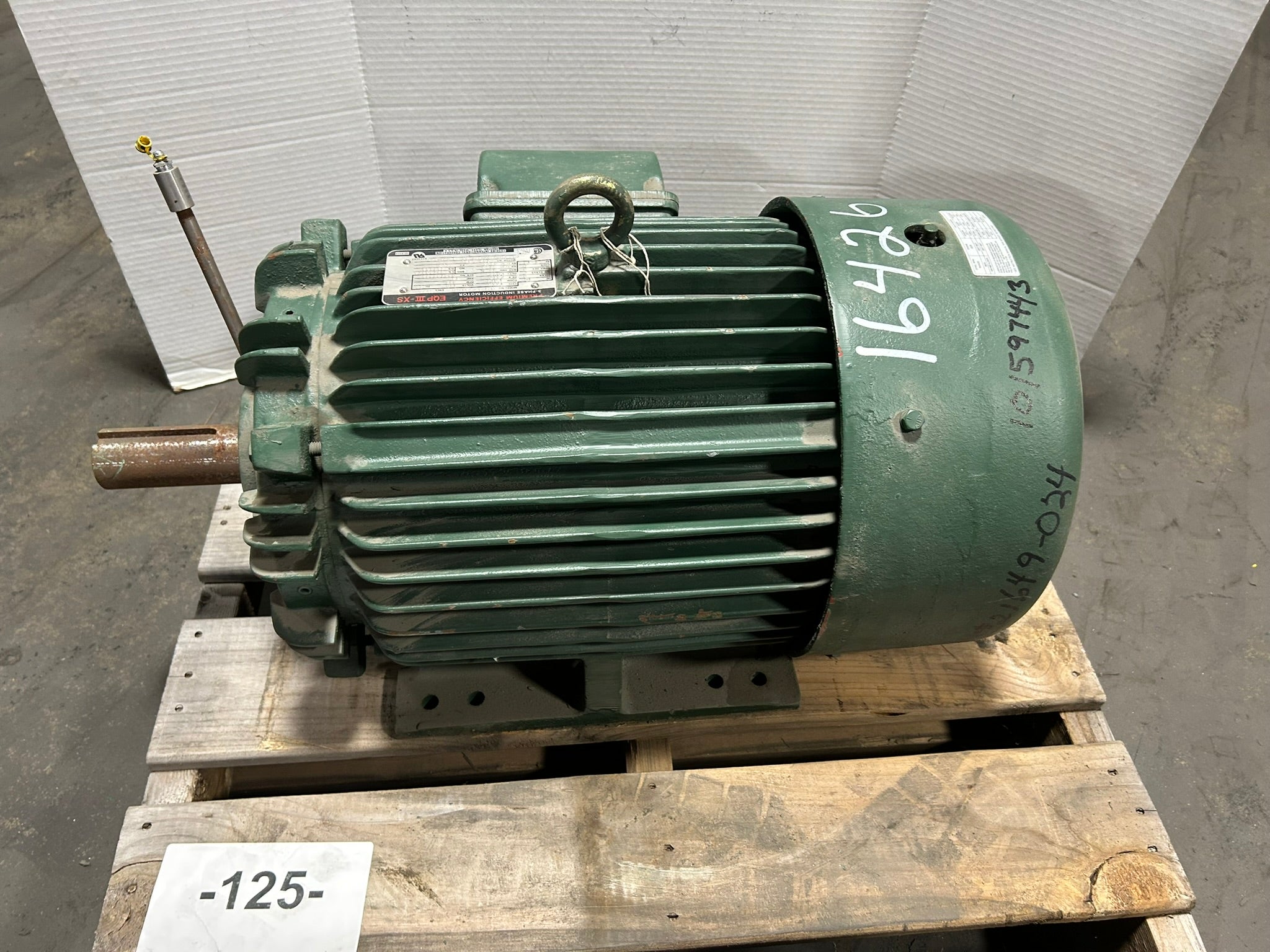 Toshiba B0108FLF3BMH0 Induction Electric Motor 3 PH 10 HP EQP III-XS