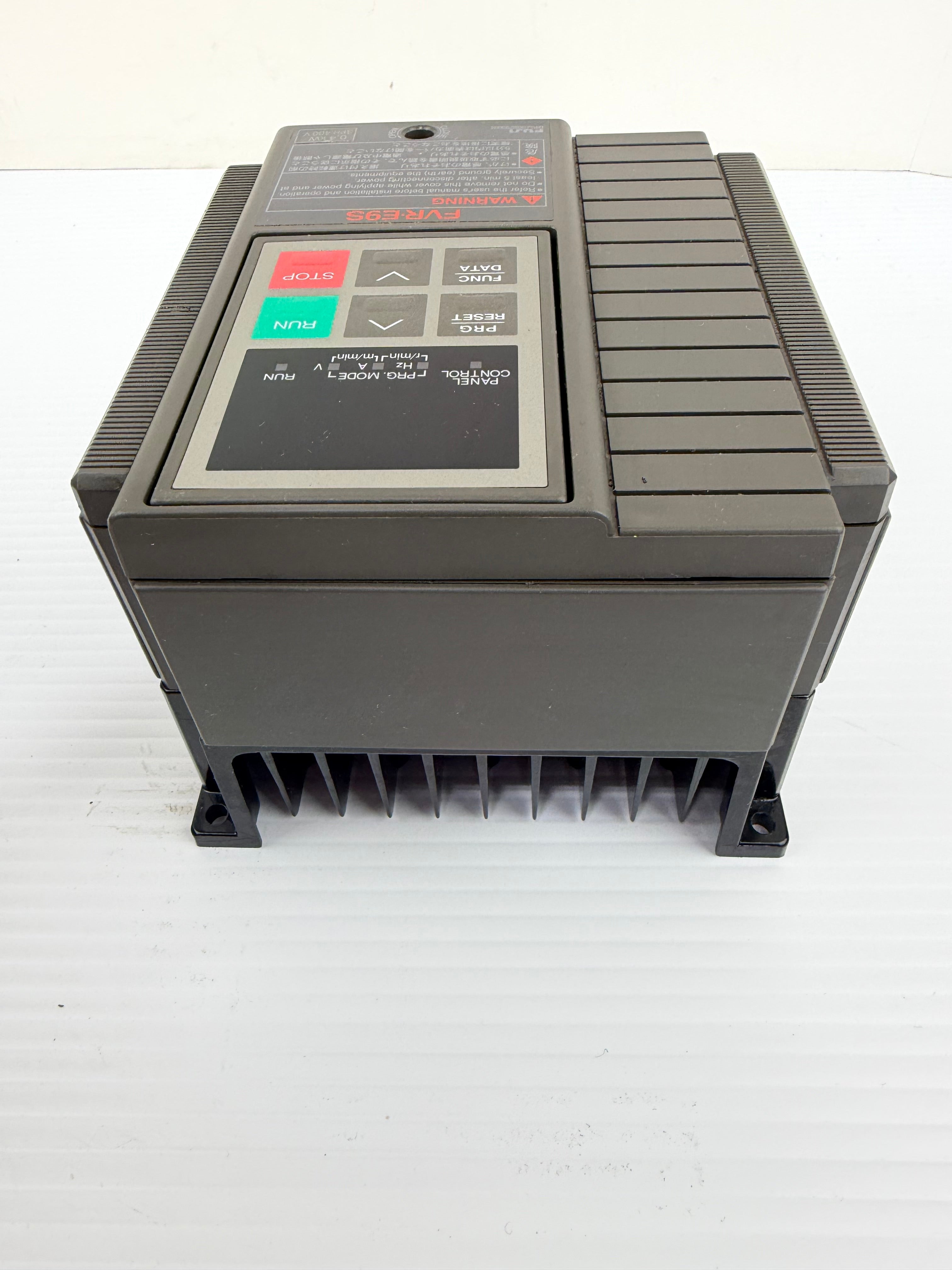New Fuji Inverter FVR-E9S-4 0.4kW 3PH 380-480V 5 Amp