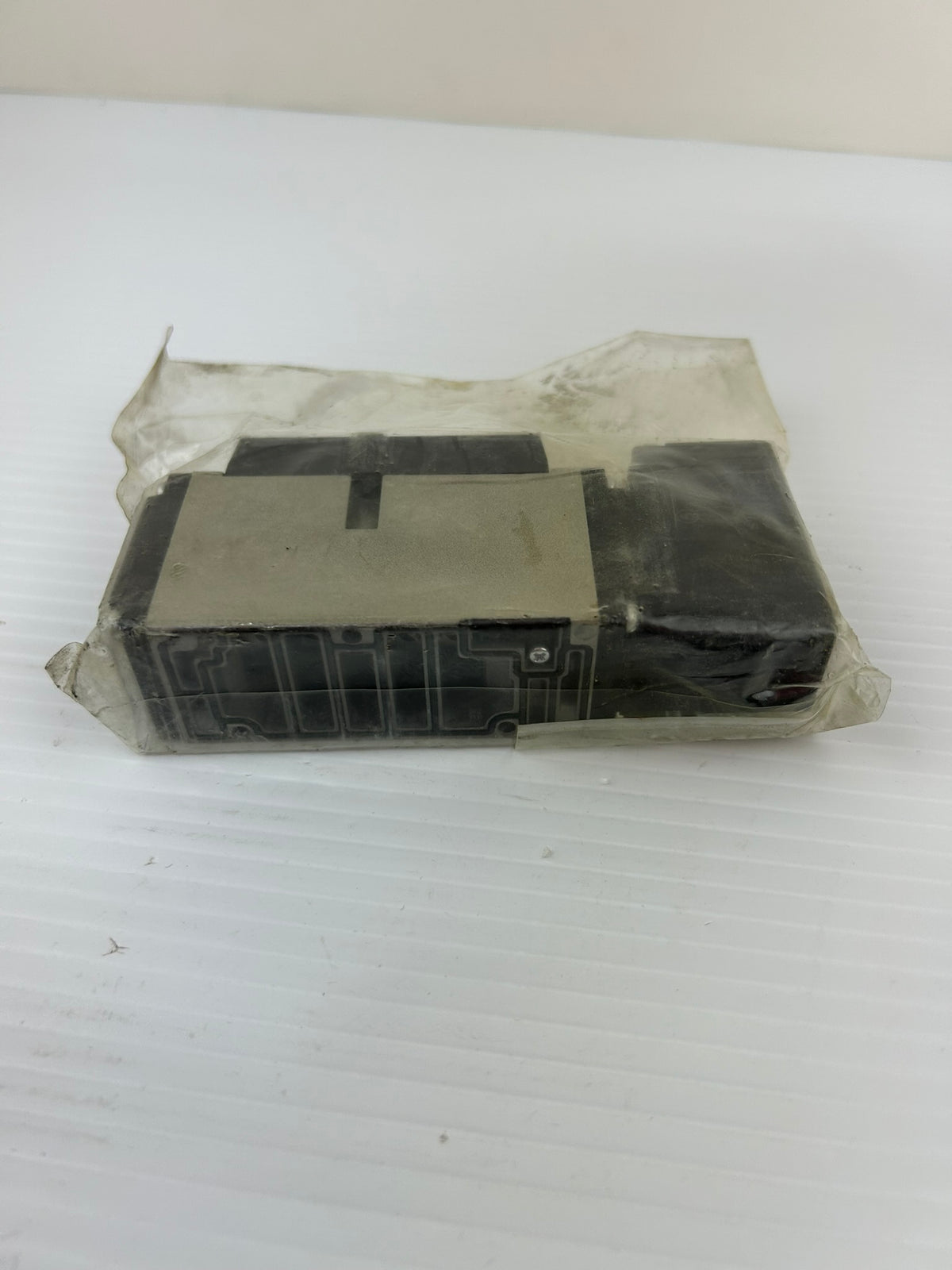 SMC VFS3100-5FZ VFS3000 5-Port Solenoid Valve 24VDC Pneumatic