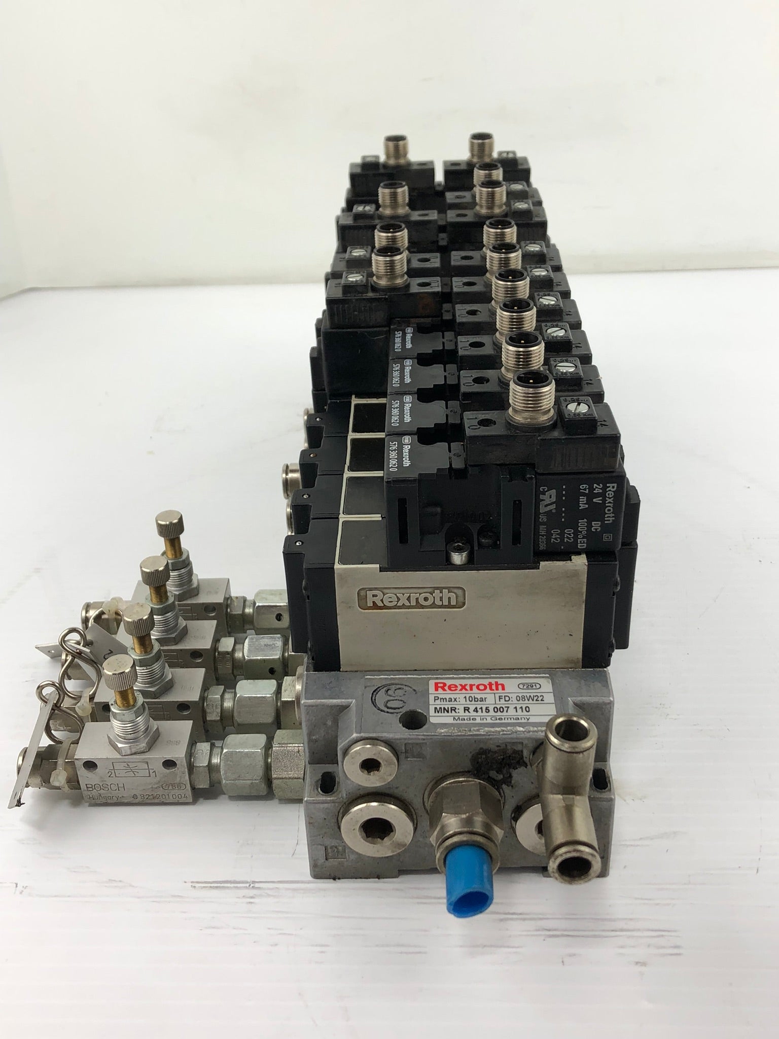 Bosch Rexroth R415007110 Valve Assembly 182504033