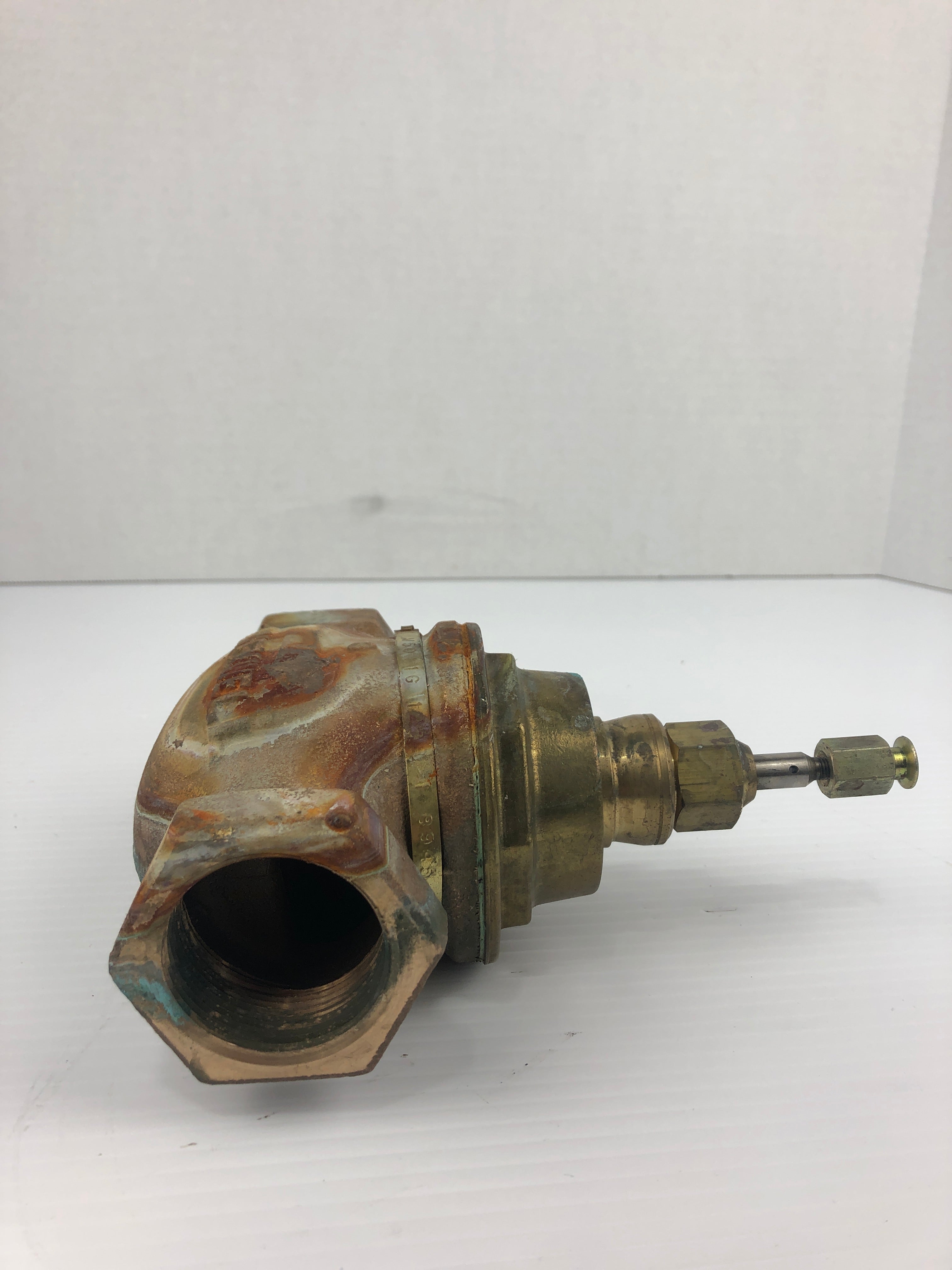 Honeywell V5011G 1228 Valve 1-1/2"
