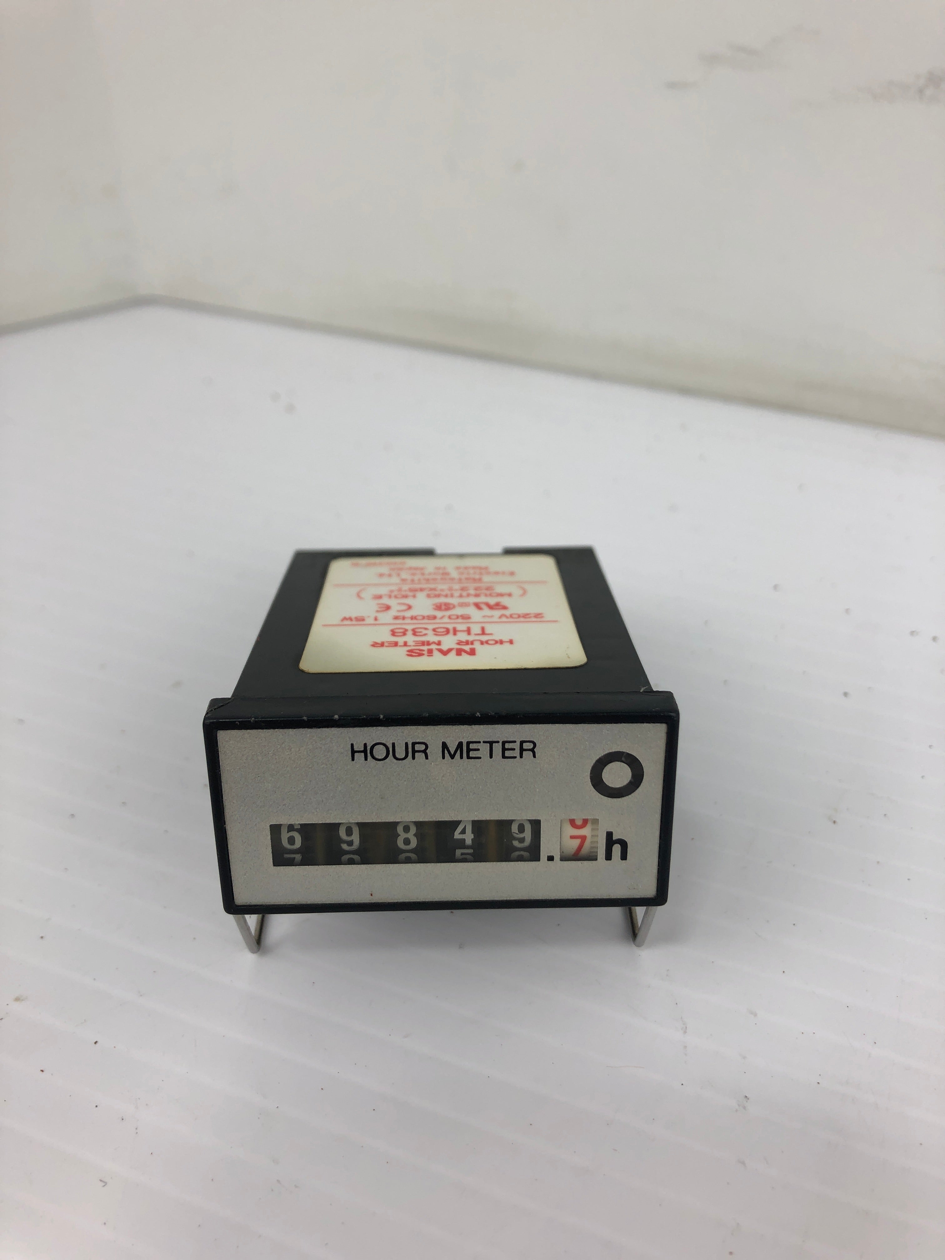 Matsushita Electric TH638 Hour Meter Counter 220V 50/60Hz 1.5W