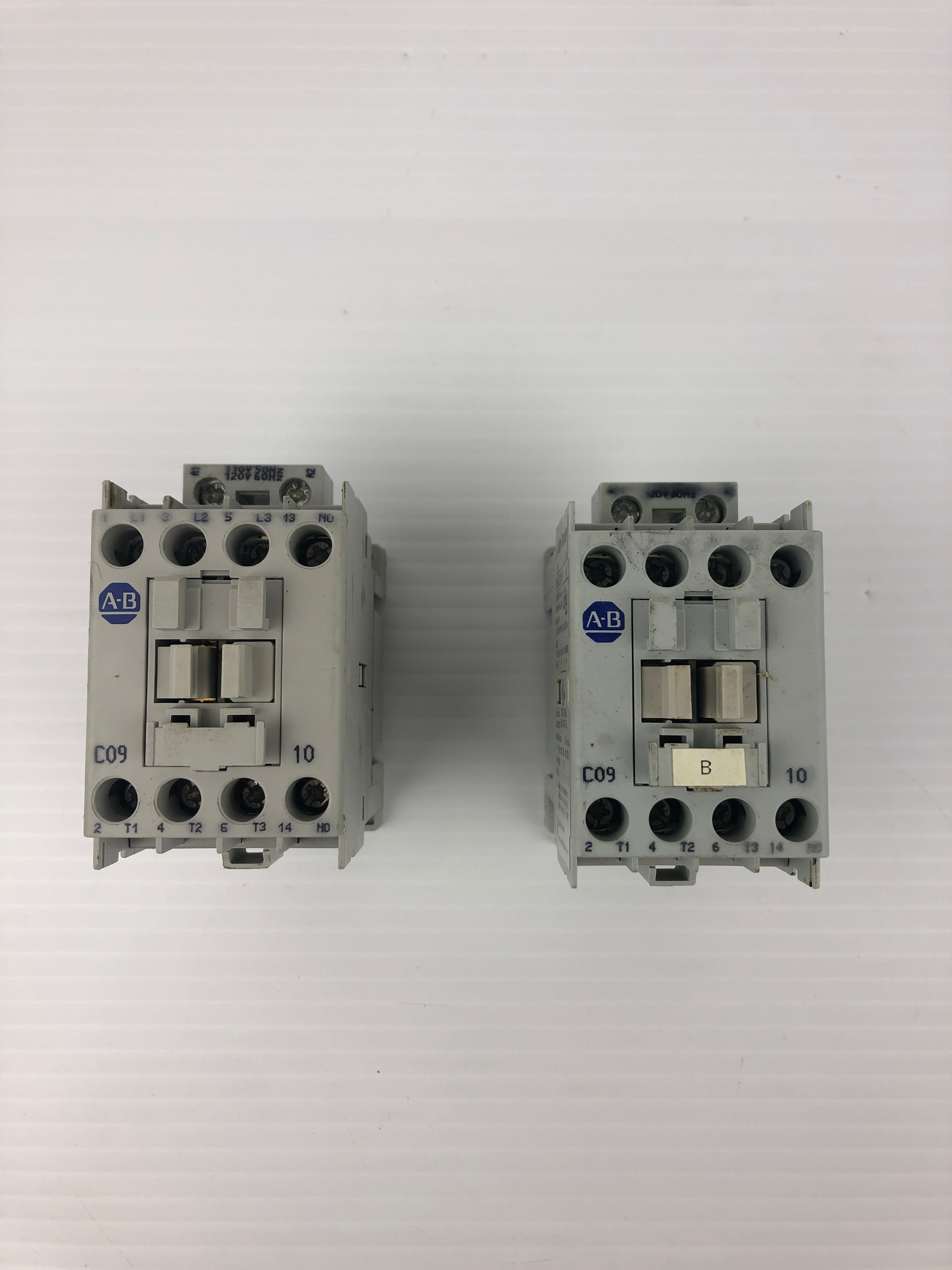 Allen-Bradley 100-C09*10 Contactor Ser. A 690V 32A 3PH 6kV - Lot of 2