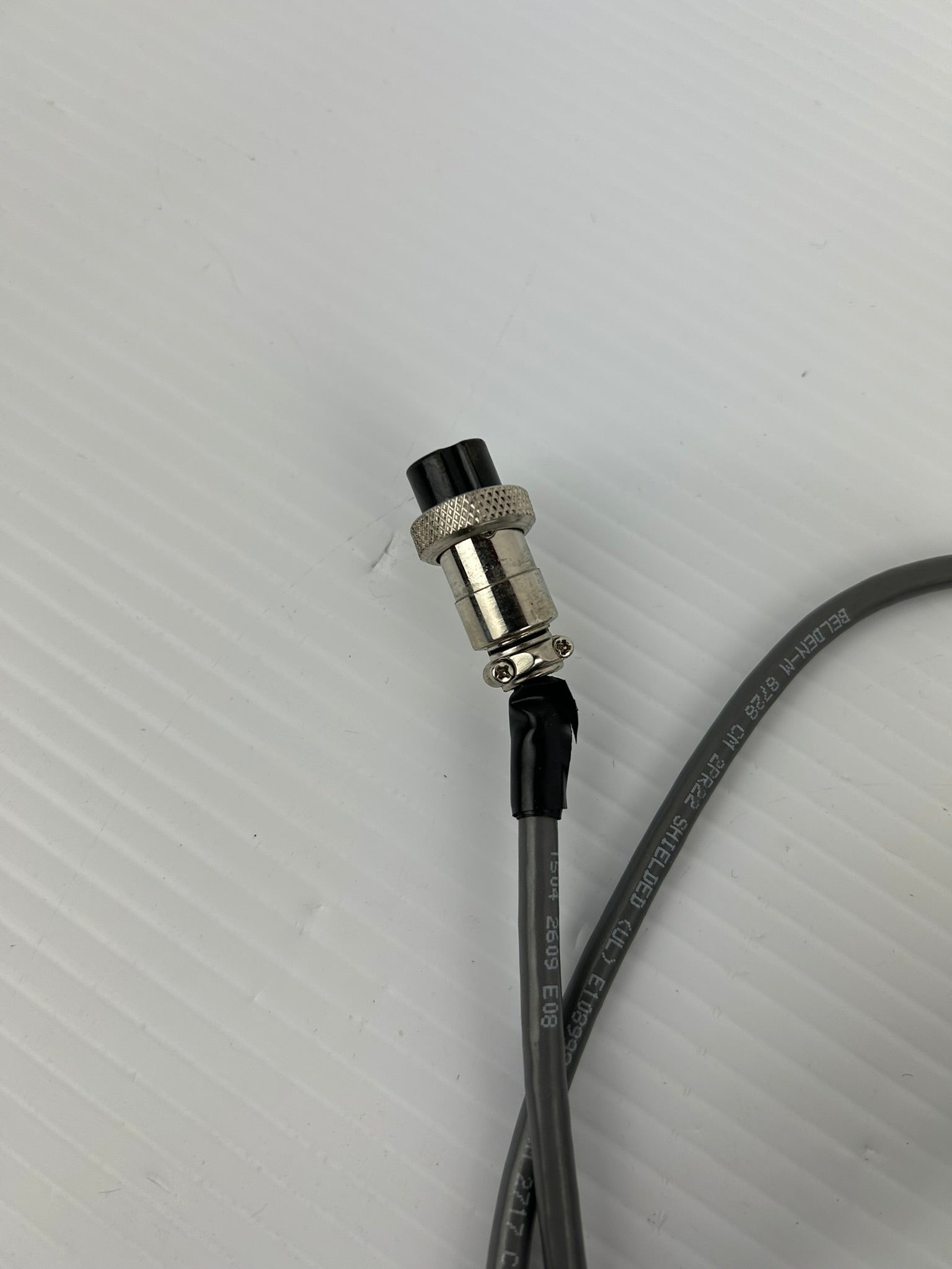 Belden-M 8728 CM 2PR22 Shielded Cable (UL) E108998 with Connectors