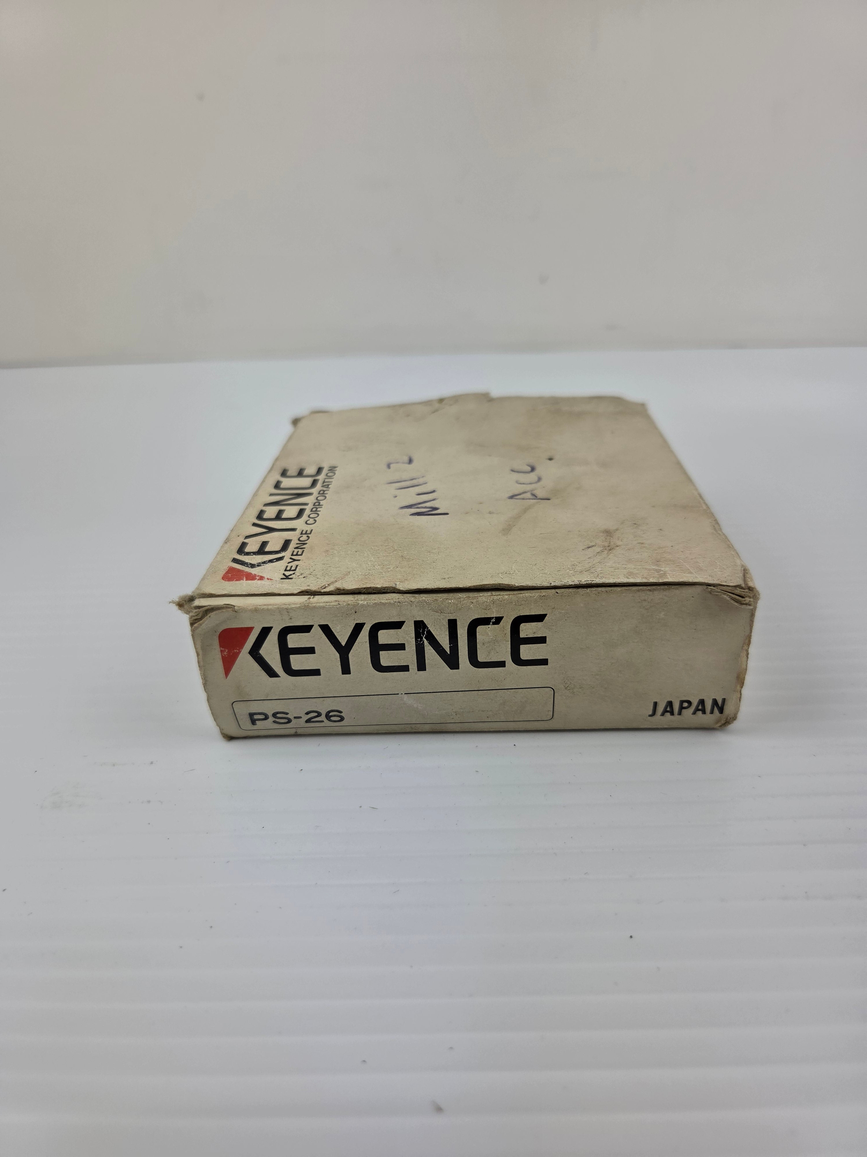 Keyence PS-26 Photoelectric Sensor Amplifier 85-240VAC DIN Rail Switch PS26