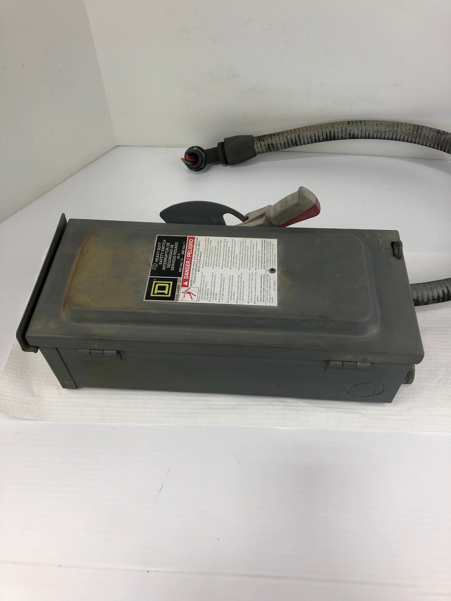 Square D Heavy Duty Safety Switch with (3) FRSR15 Bussmann Fusetron Fuses